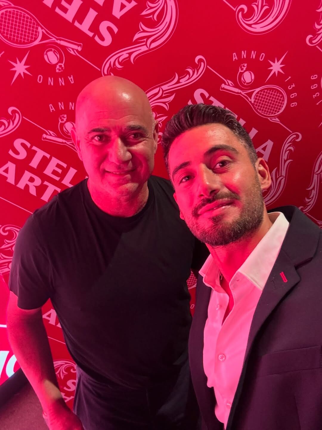 Nico Occhiato cumplió su sueño de conocer a André Agassi