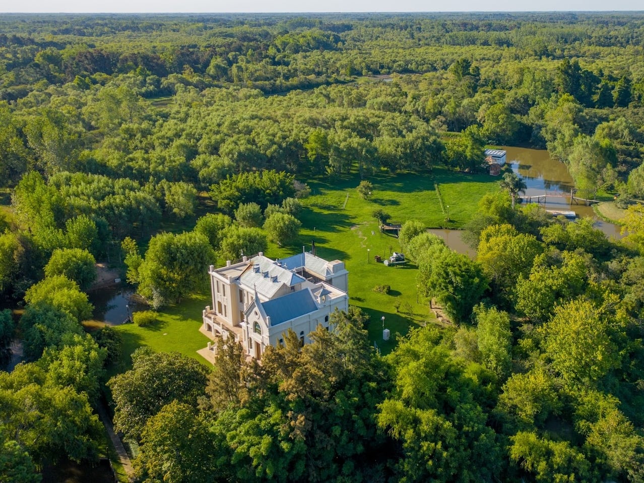 El convento que estuvo abandonado por años y hoy renace como escapada a 40 minutos de Buenos Aires