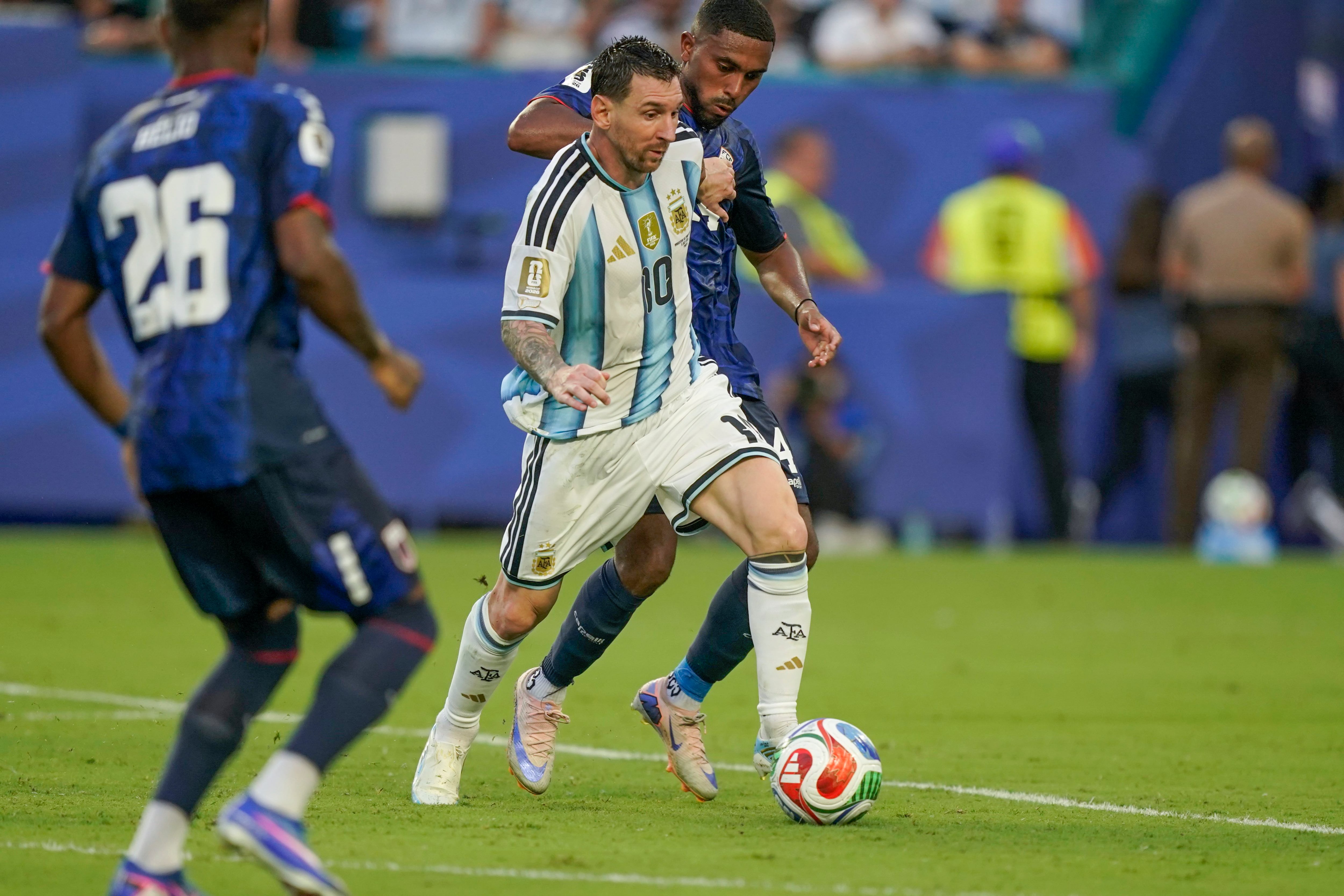 Resultado de Argentina vs. Cabo Verde: quién ganó el partido del Mundial 2026 8 Lionel Messi fue el único jugador argentino que pudo romper la defensa caboverdiana con la pelota en sus pies