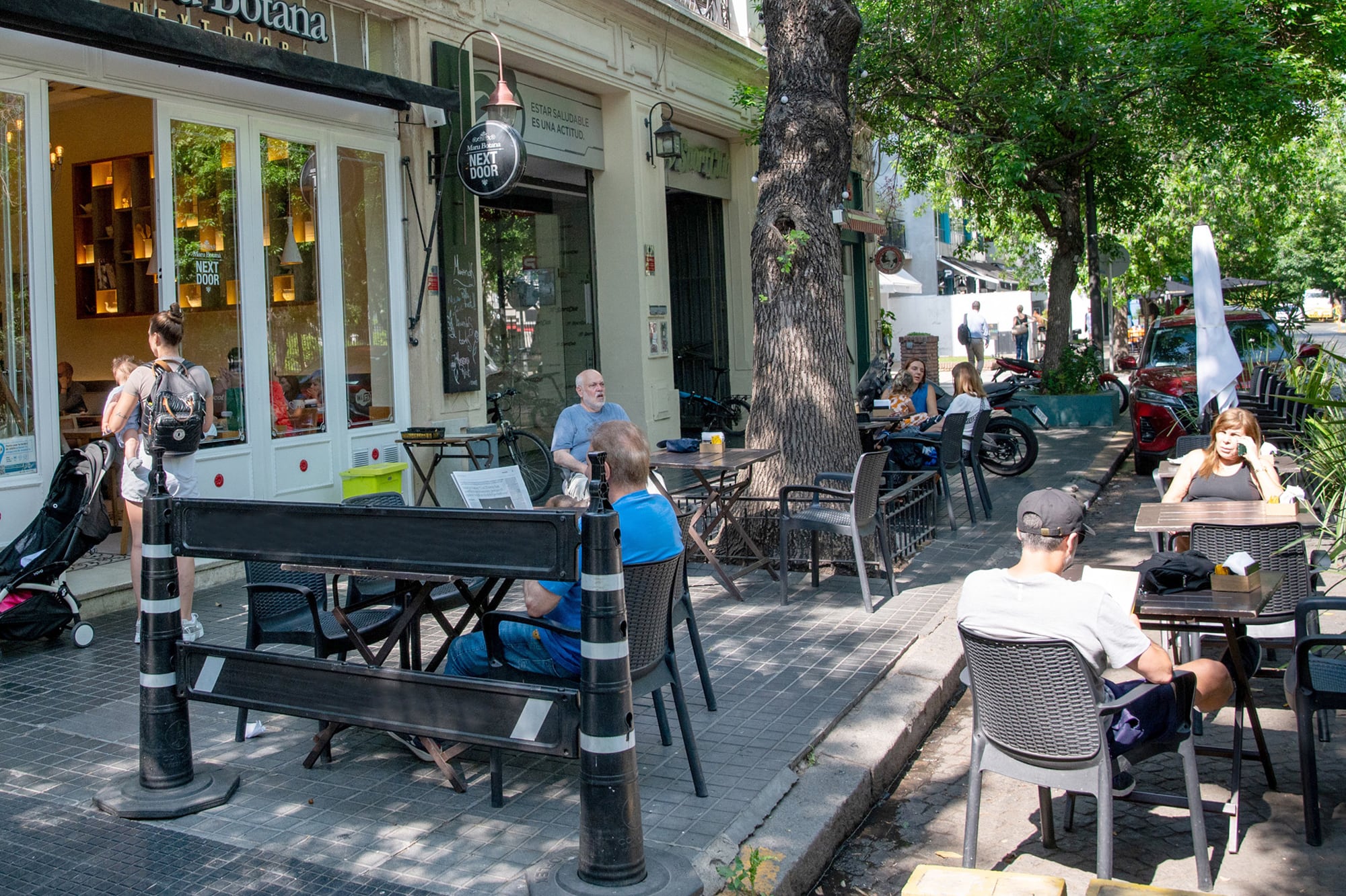 Se debe hacer un estudio de mercado de la zona y conocer el perfil del potencial cliente