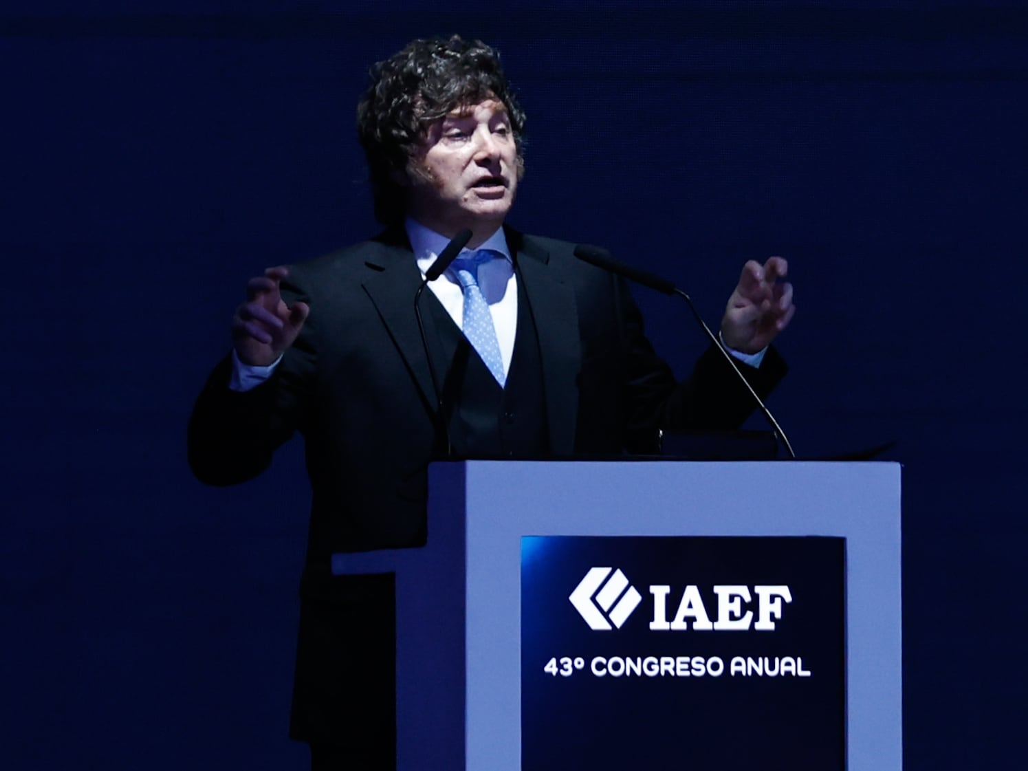 Javier Milei: Una arenga por los “mejores 30 años” y el antídoto contra los “monstruos”, en medio de una nueva tensión interna