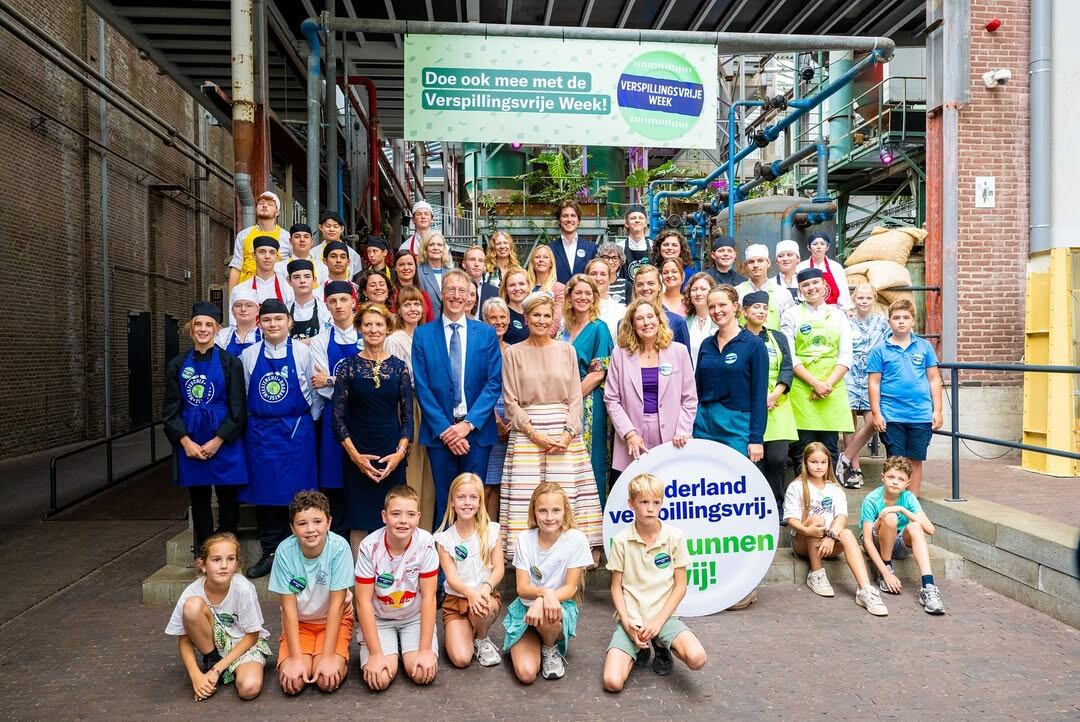 La reina Máxima visitó la localidad de Veghel para inaugurar la “Semana sin residuos” (Foto: Instagram @koninklijkhuis)