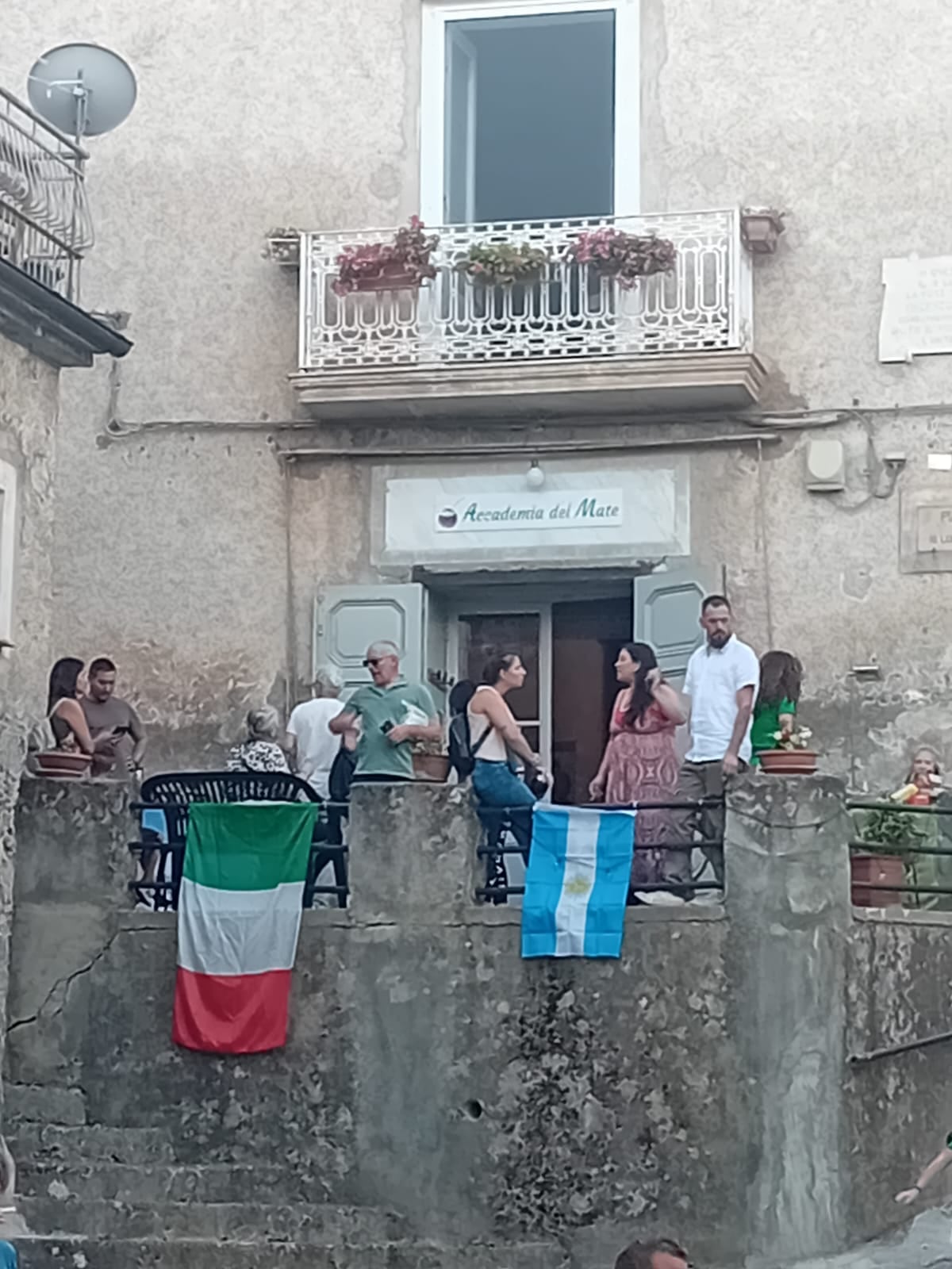 Academia del Mate, Lungro: se dedica a estudiar la producción de mate allí y la promoción cultural en Italia