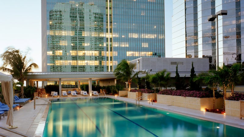 La piscina de Brickell Arch, uno de los rincones más atractivos del hotel