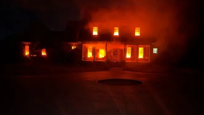 Decoración de Halloween provoca llamadas a emergencias (Sam Lee/USA Today)