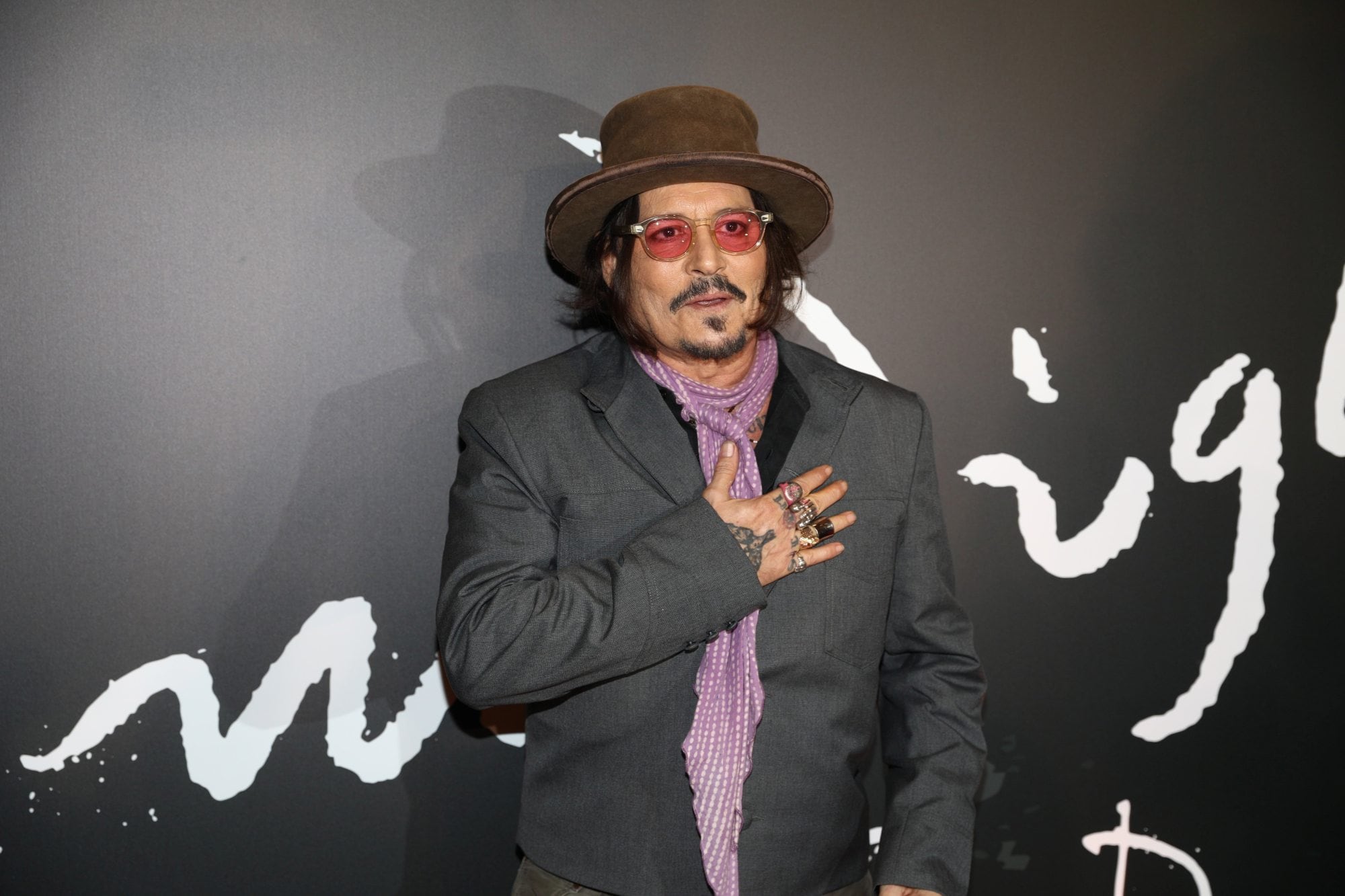 Para Cox, Johnny Depp es un actor