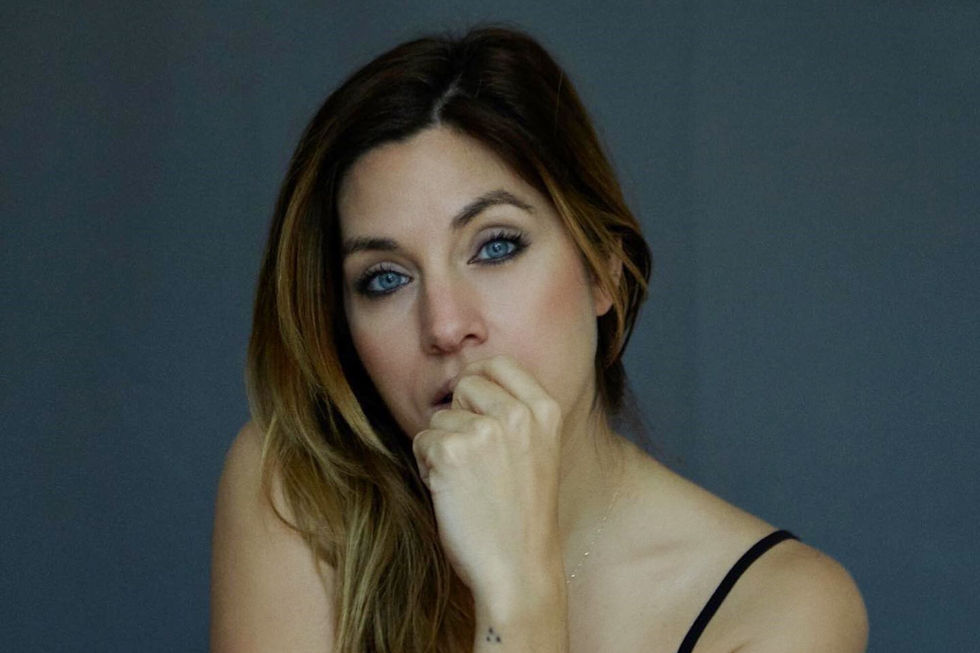 Ex Vocalista de La Oreja de Van Gogh Lanza Álbum Solista y Gira Argentina
