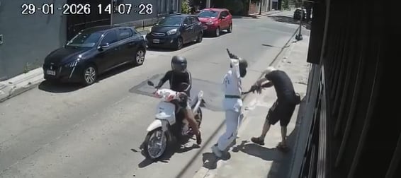 Se vistió de taekwondista y le robó a una pareja de jubilados en Morón