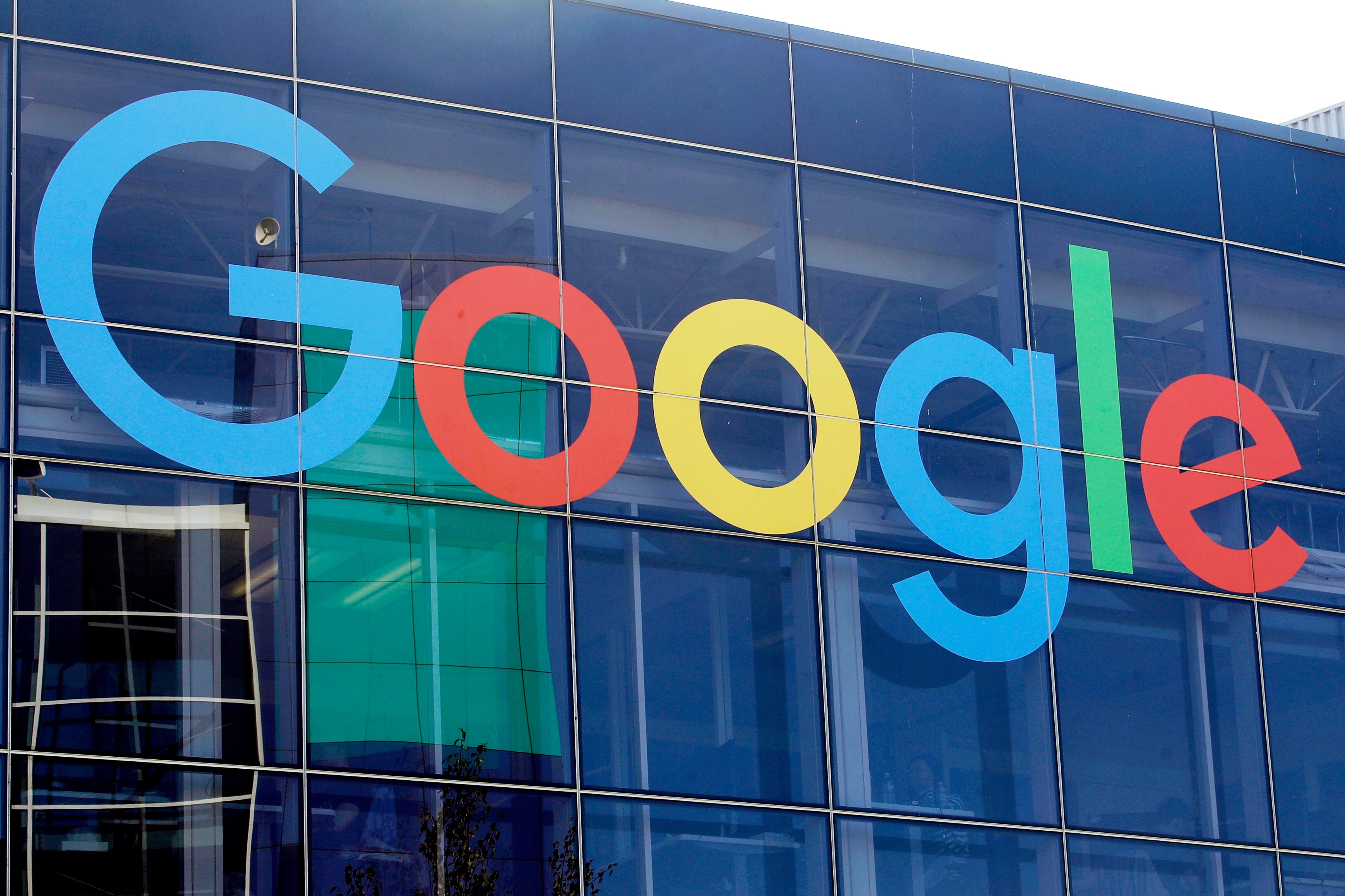 Alphabet pierde US$500,000 millones en bolsa y Wall Street cierra en rojo