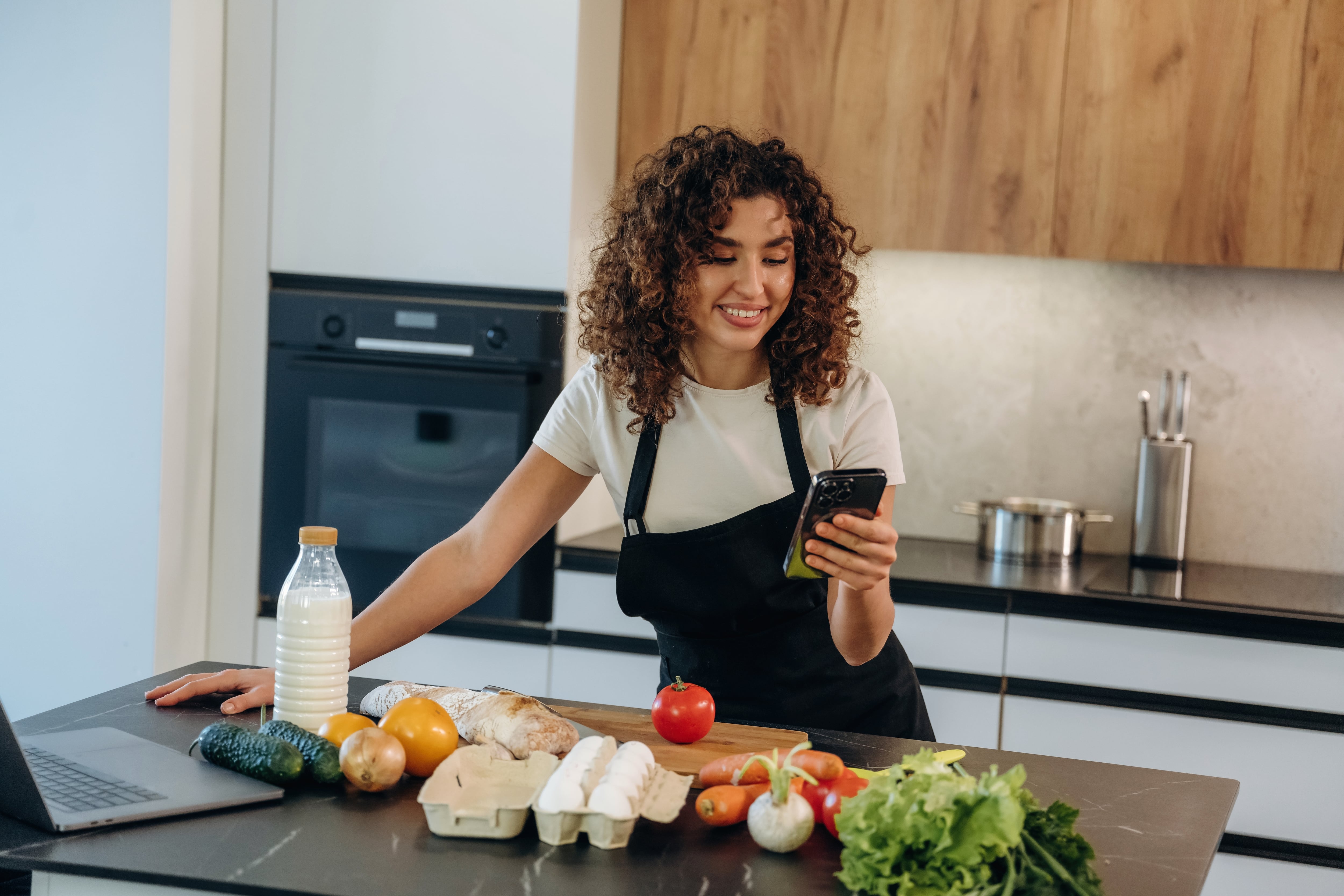 ¿No sabés qué cocinar? La nueva IA de Foodit te ayuda en la cocina
