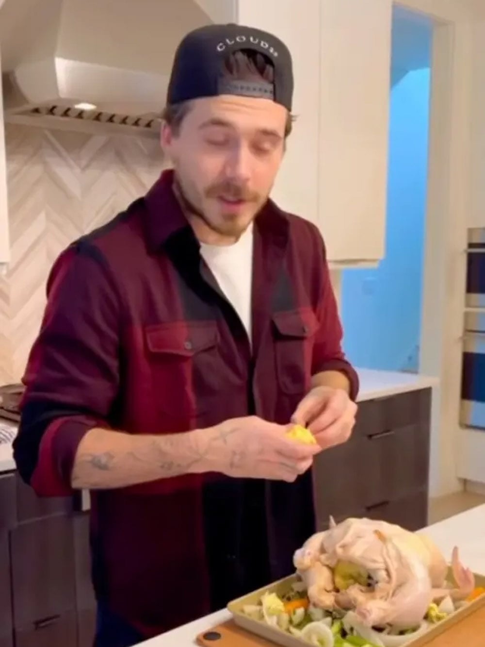 O último vídeo de Brooklyn Beckham que sua família pôde ver antes de ela decidir bloquear todos