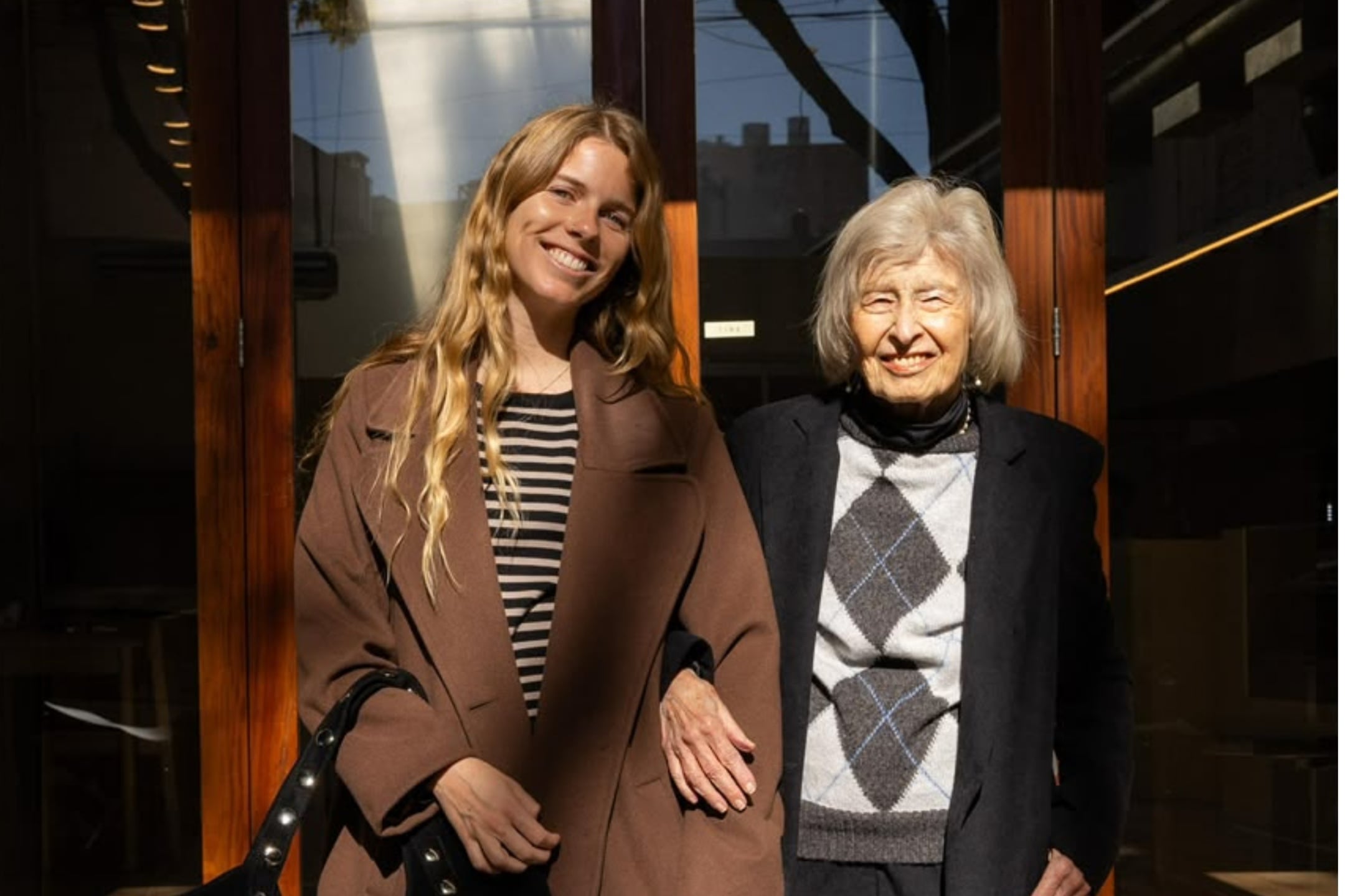 Abuelas influencers: no saben usar TikTok, pero se hicieron famosas en la plataforma y hasta son sponsoreadas por marcas