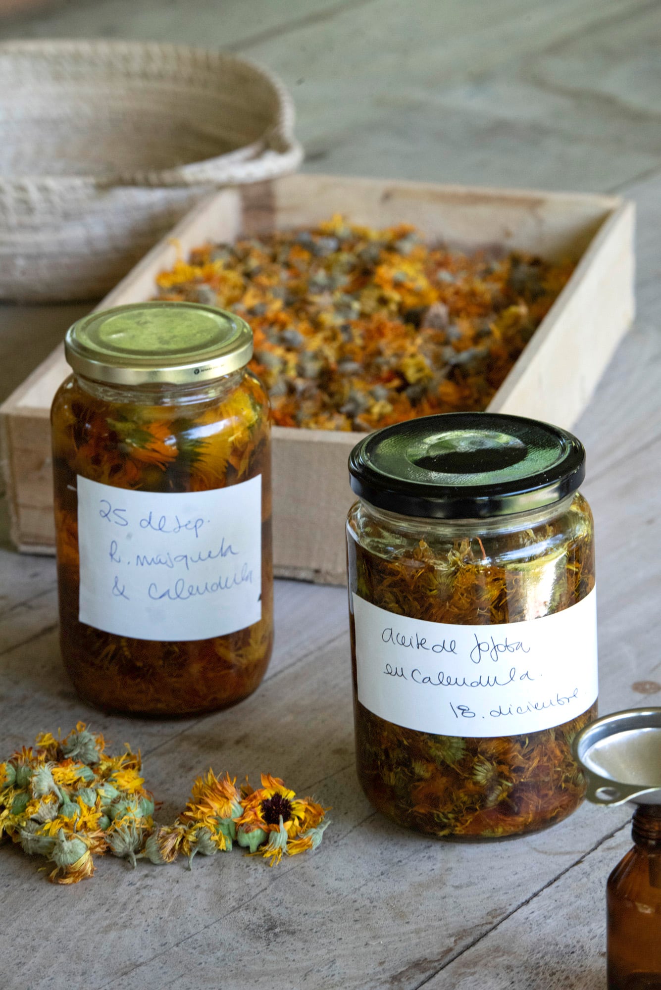 Sabe a Rama transforma flores, hierbas y aceites vegetales en productos para la piel