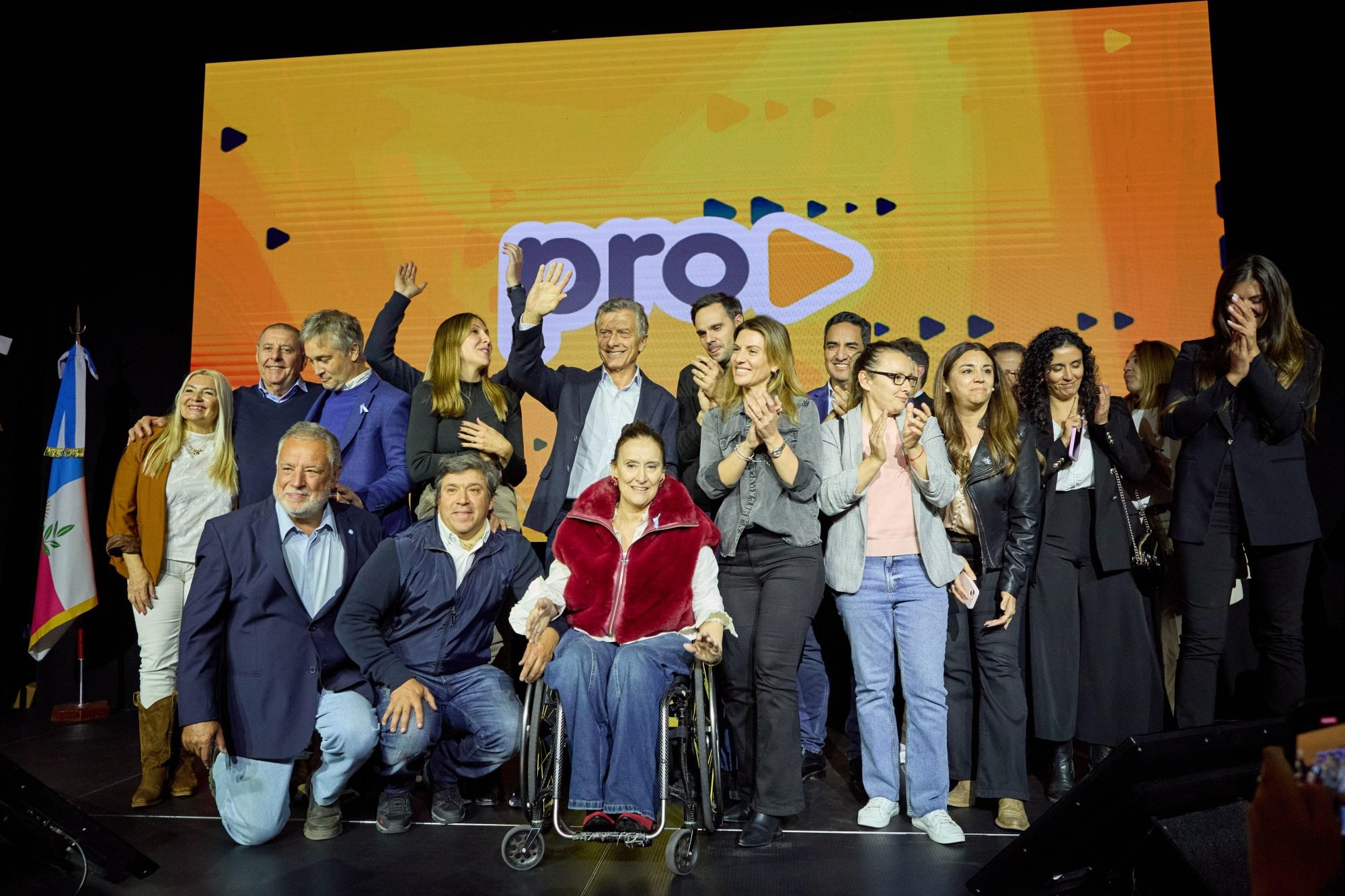 Mauricio Macri participó de una suerte de relanzamiento de Pro en Mendoza y reunió a viejos dirigentes, como Gabriela Michetti