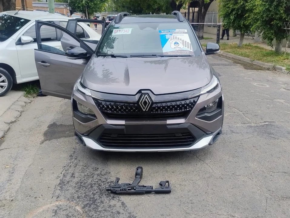 Ituzaingó: Abaten a Delincuente Tras Asalto a la Casa Del Cantante 'Ponte Perro'