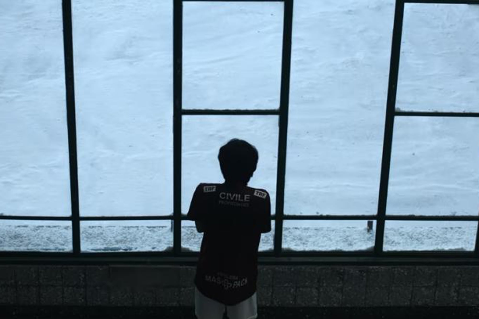 La camiseta de Platense aparece en la serie El Eternauta