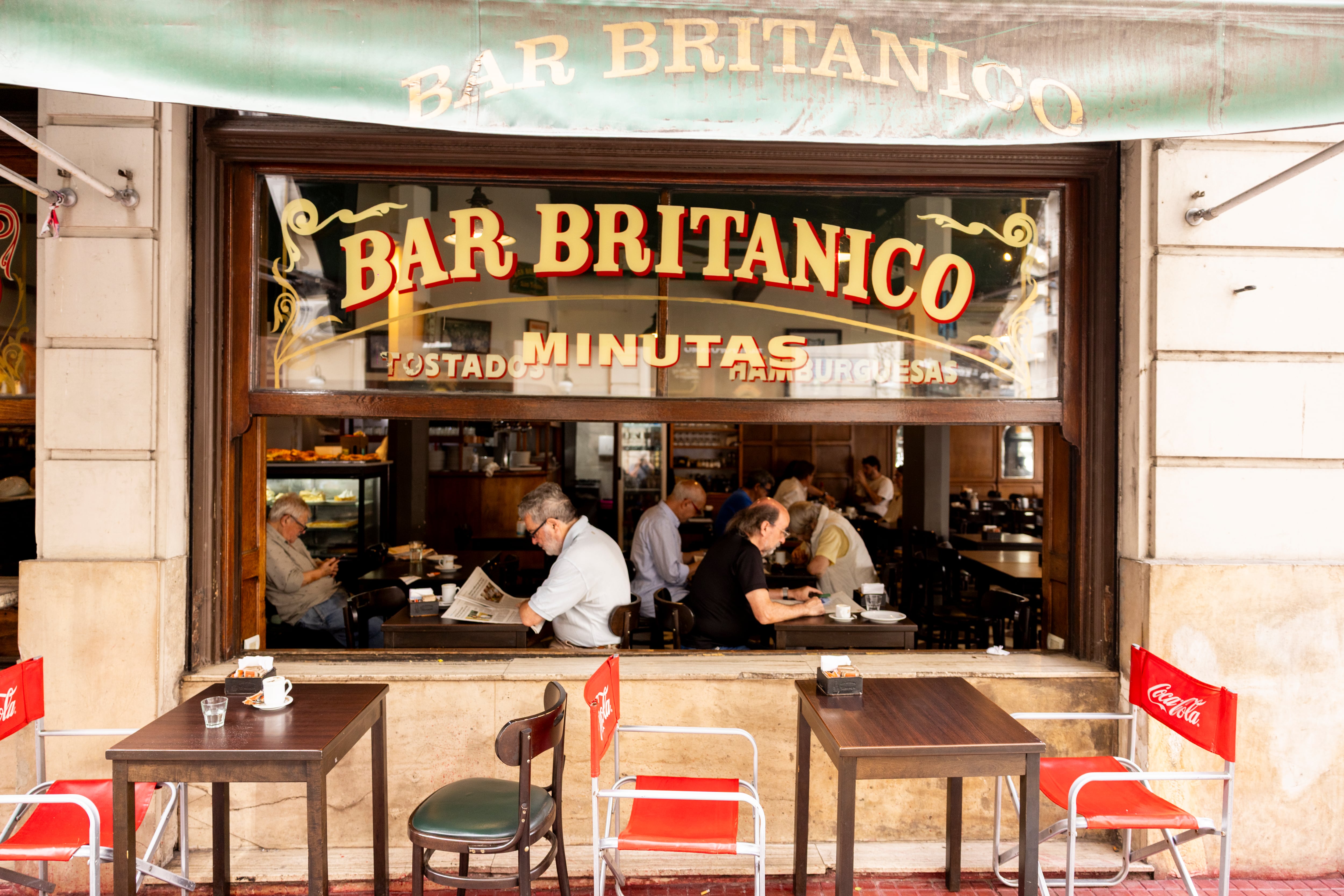 Bar Británico, un emblema del Parque Lezama y San Telmo