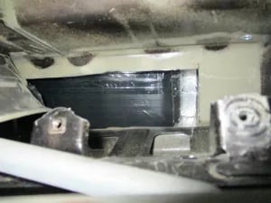 El auto escodía droga en un compartimento especial