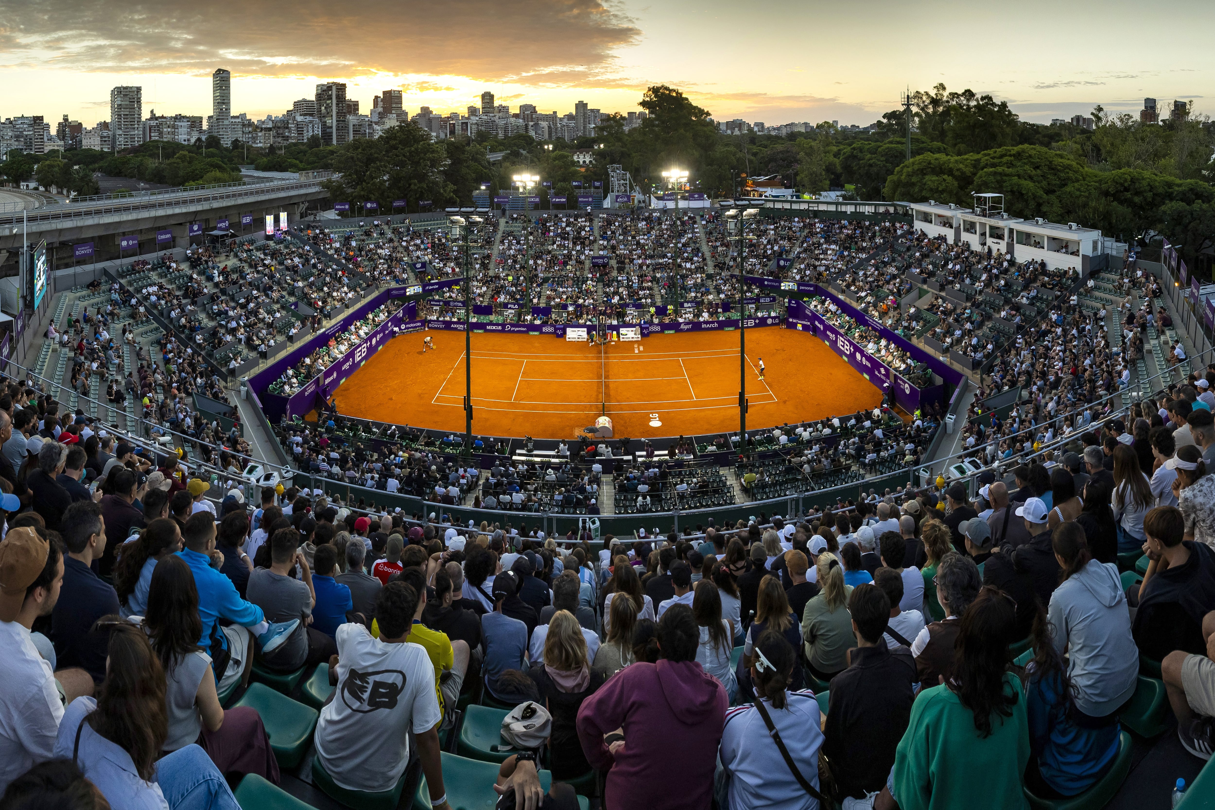 El court central del Buenos Aires Lawn Tennis Club, el escenario principal del ATP porteño: en octubre se cumplirán 100 años de su construcción