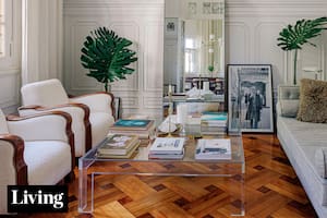 Te mostramos 14 modelos de mesas ratonas en casas reales