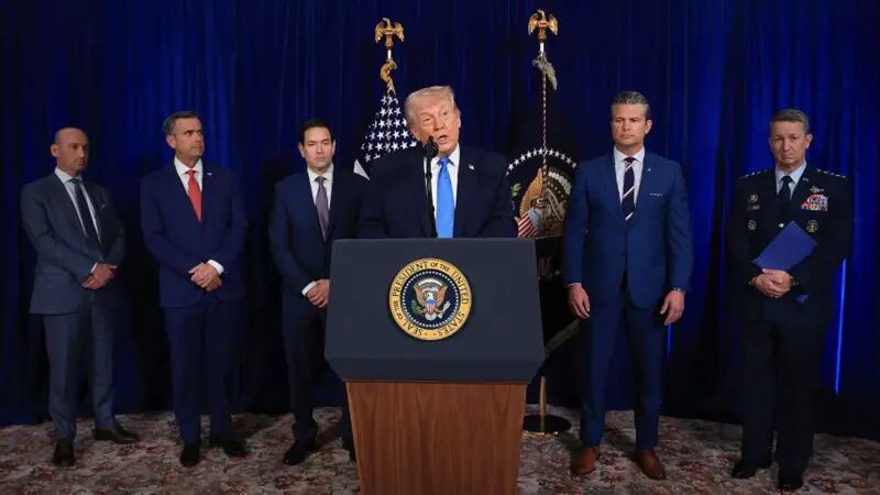 Trump y su cúpula, en la rueda de prensa en Mar-a-Lago que muchos venezolanos recordarán para siempre