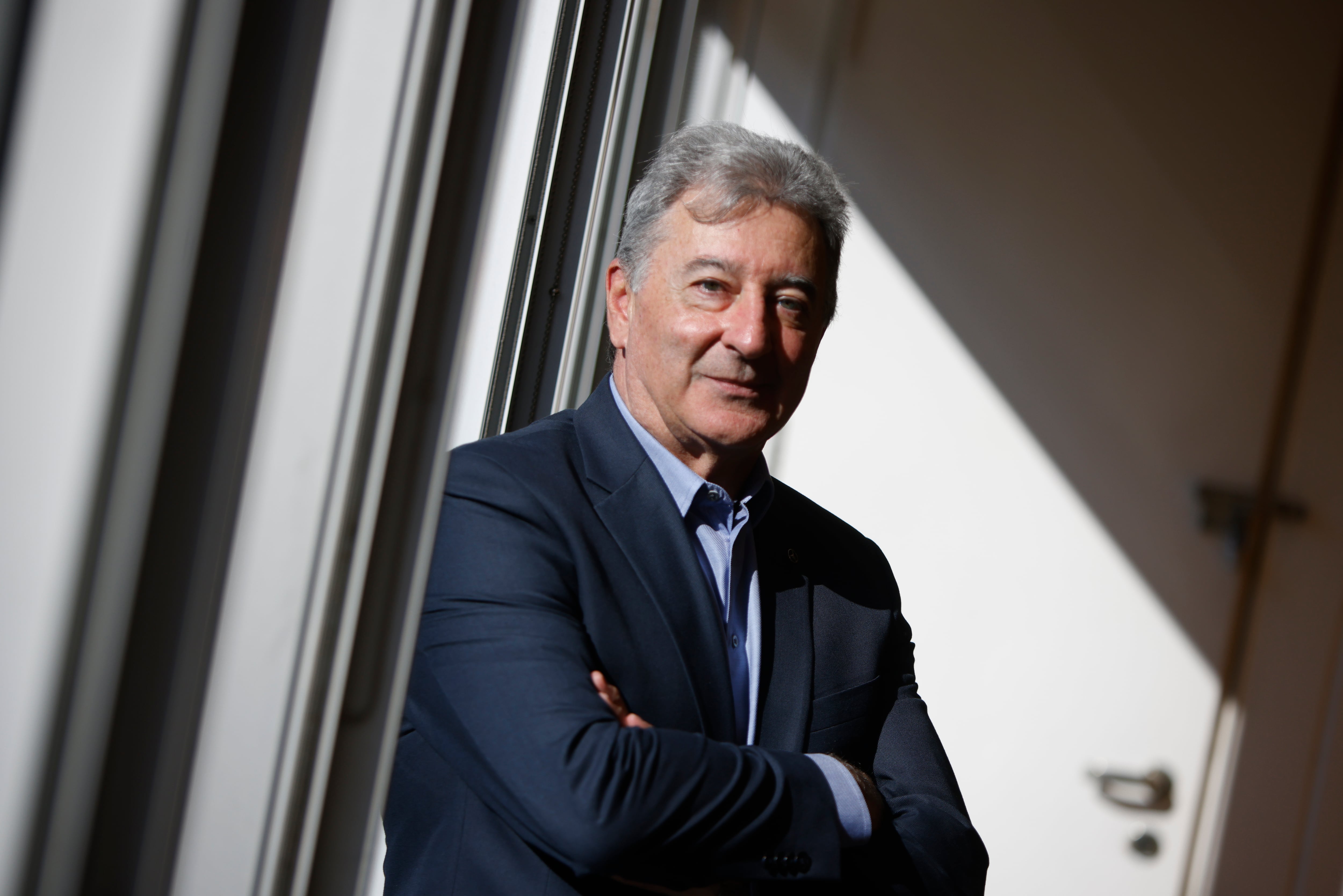 El CEO de una automotriz que vende modelos de alta gama sorprendió: anunció que comenzaron a fabricar un nuevo medio de transporte en el país