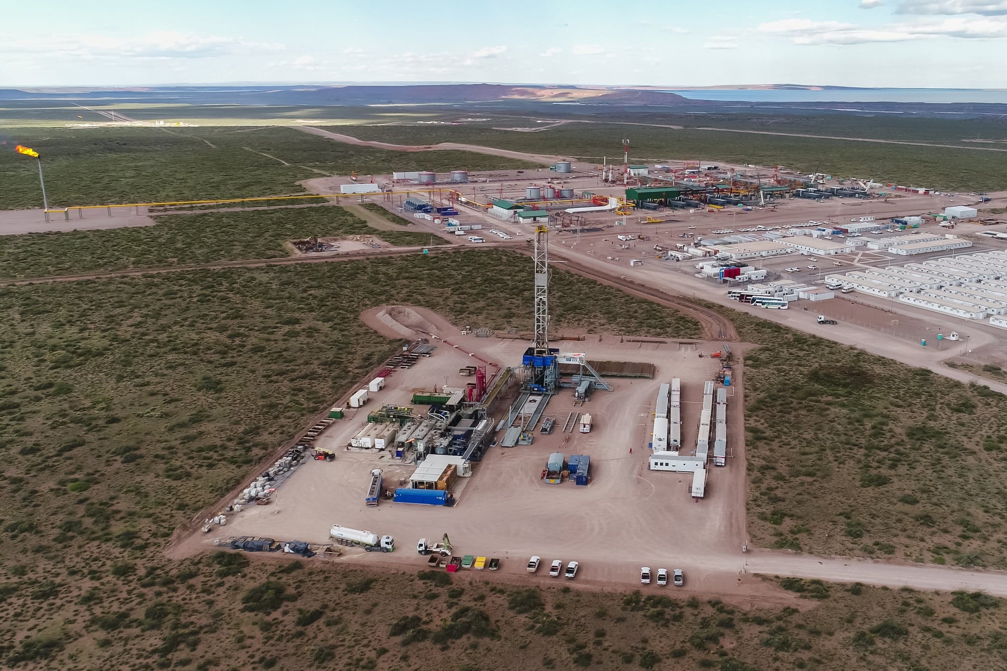Vaca Muerta y la minería aportaron este año casi la misma cantidad de dólares que el campo