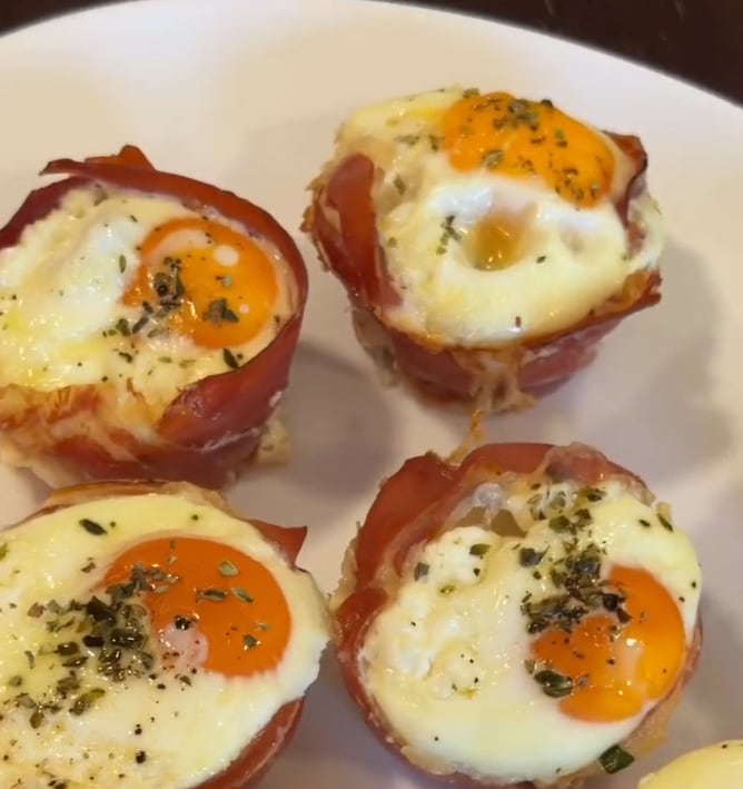 Los nidos de jamón crudo son una fuente de proteínas, vitaminas, minerales y grasas saludables que tu cuerpo necesita para generar energía