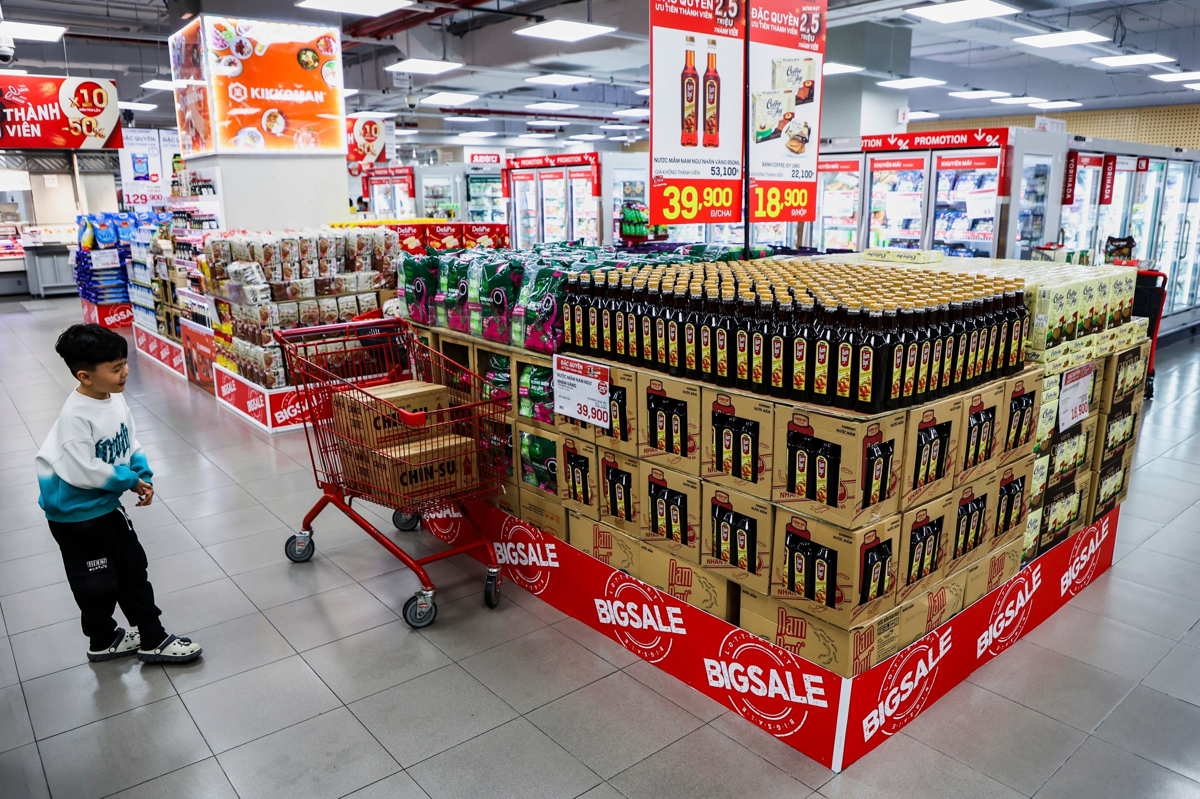 La devaluación del tipo de cambio oficial en el paso al nuevo esquema de bandas podría producir mayor inflación en los próximos meses
