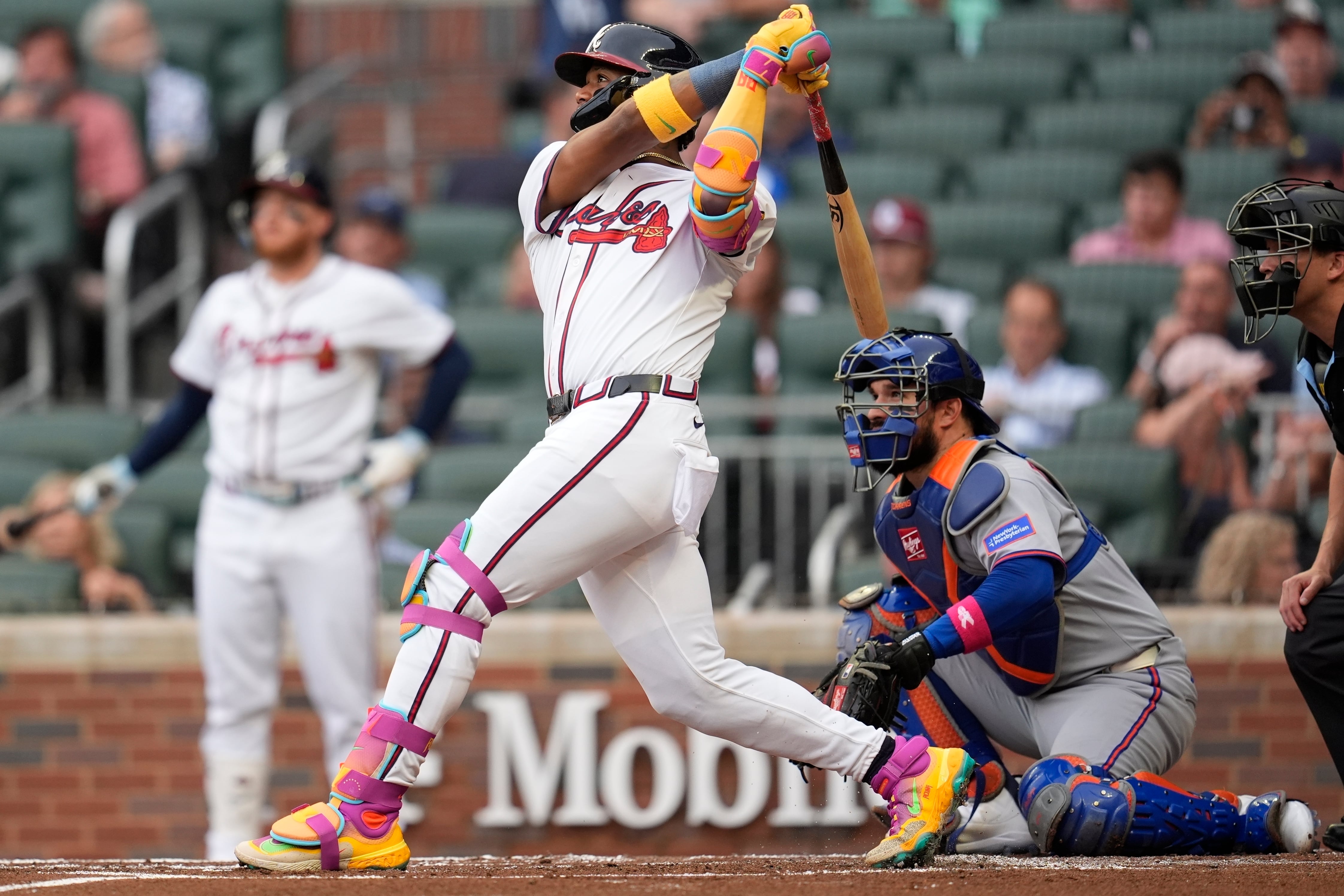 Ronald Acuña Jr. mantiene impresionantes estadísticas en la temporada 2025 a pesar de jugar solo 92 partidos por lesiones
