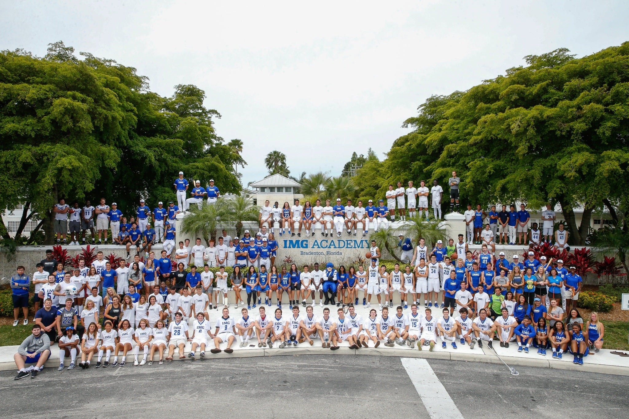 La escuela falló en las investigaciones pertinentes sobre los estudiantes mexicanos