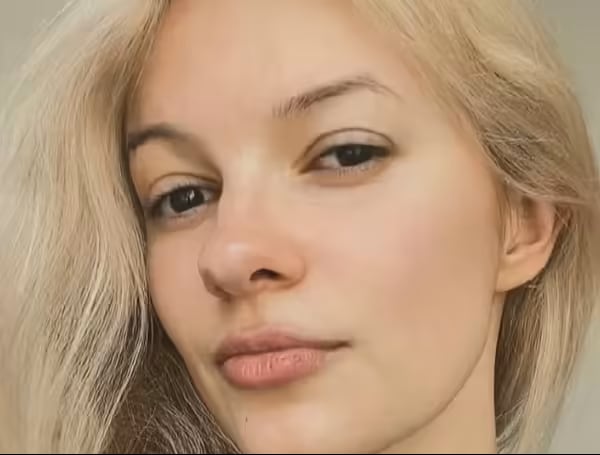 Refugiada ucraniana de 23 años muere tras brutal apuñalamiento en tren de Carolina del Norte.