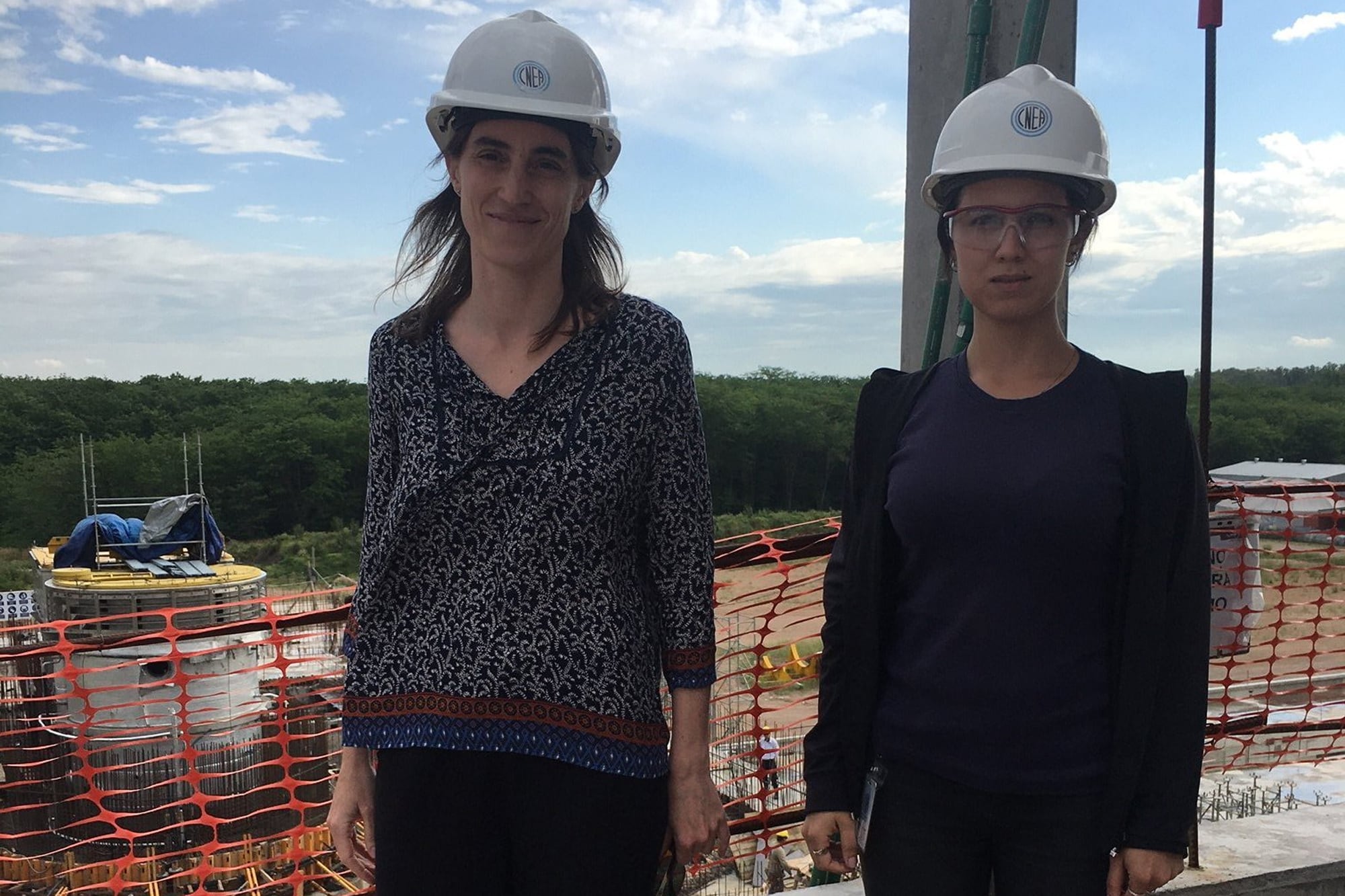 Ana Paula Cappadoro y Ángeles Machain