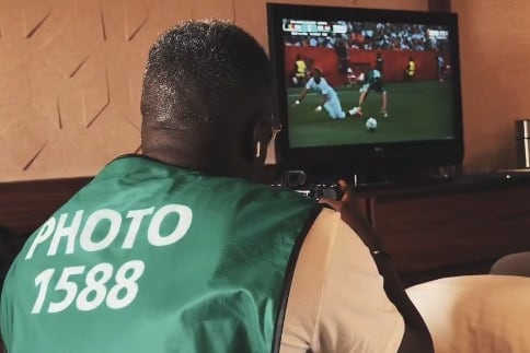 Historias del Mundial: al fotógrafo oficial de Senegal le negaron la entrada a Canadá, pero igual se las ingenió para cumplir con su trabajo