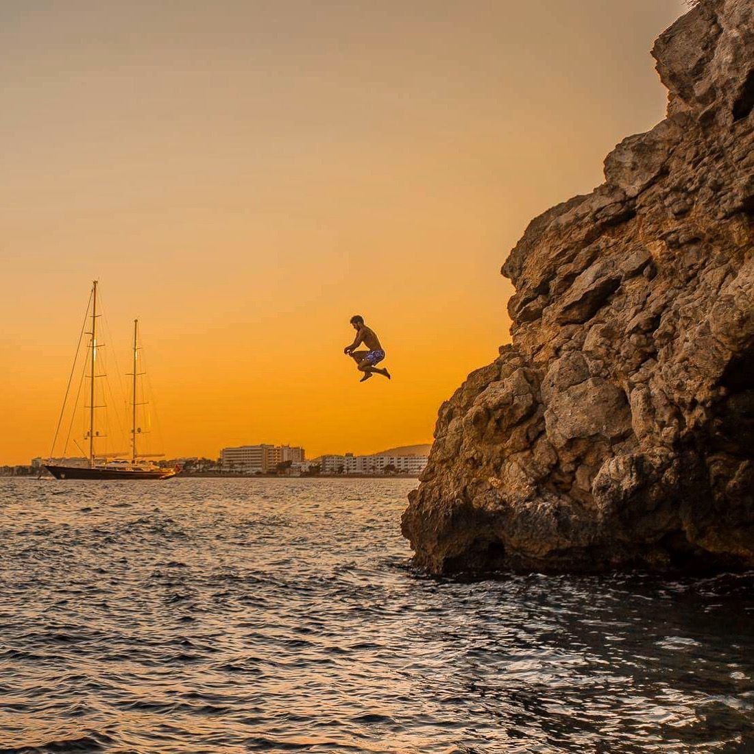Después de muchas temporadas en Punta del Este, Mar del Plata, Buenos Aires e Ibiza volvió a Mar del Plata