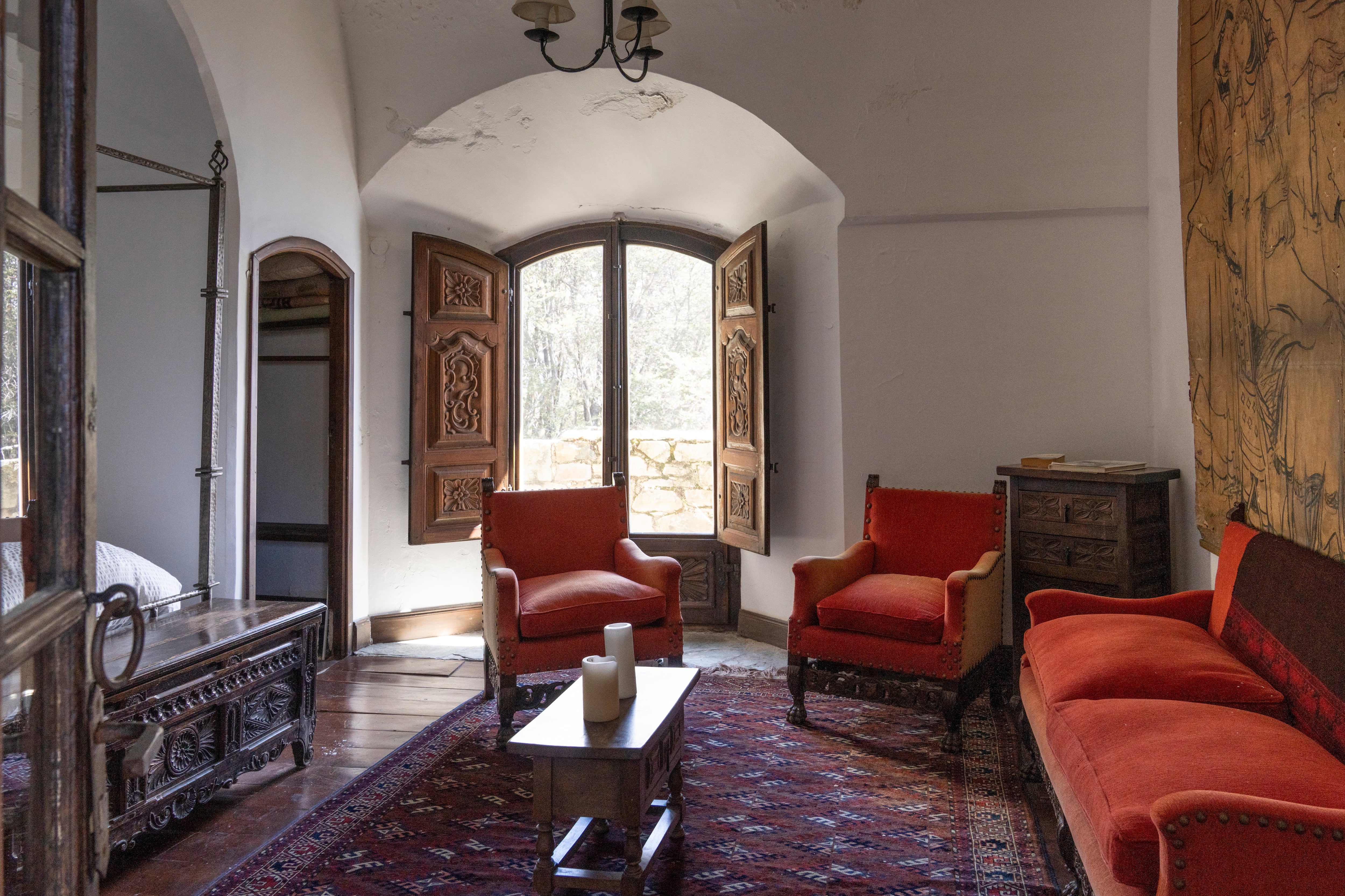 El mobiliario en la torre se mantiene original