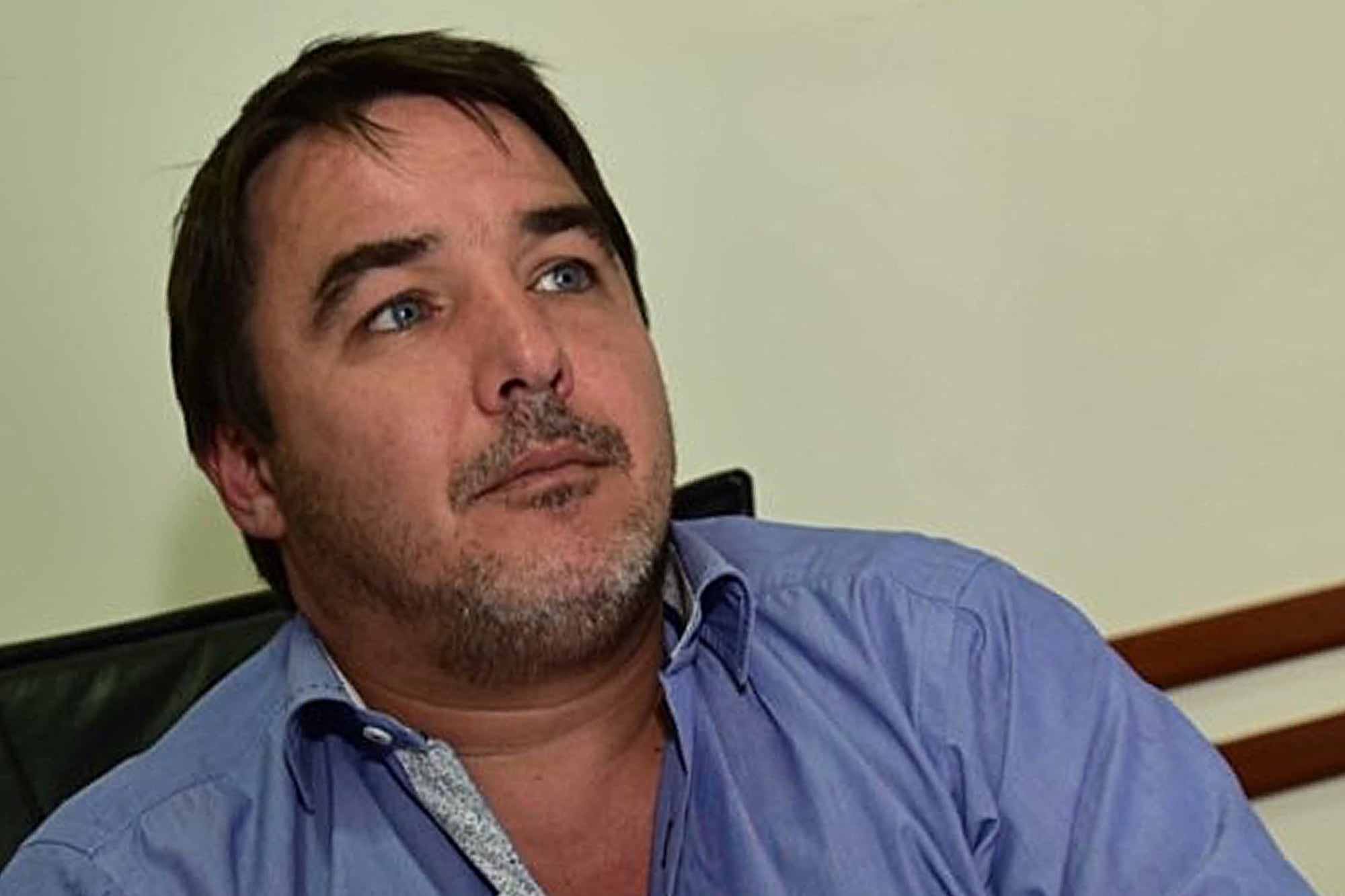 Denuncian a un exfuncionario kirchnerista por ofrecer sobornos para impedir el inicio de clases en Chubut