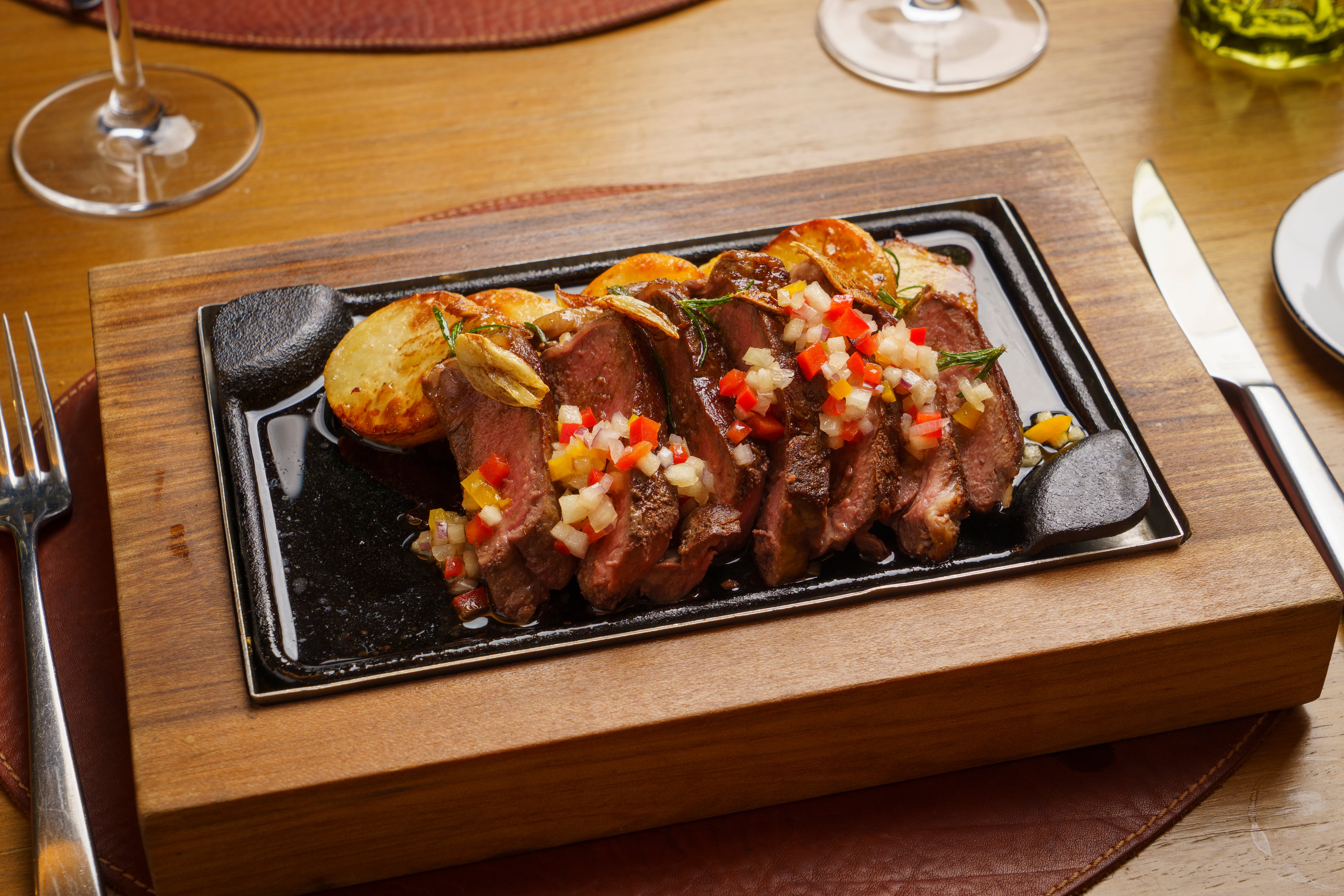 El Preferido y Cantina, los dos restaurantes argentinos premiados en los World Culinary Awards 2026: quiénes competían contra ellos 11 Cantina, de Casa Lucia Meliá Collection