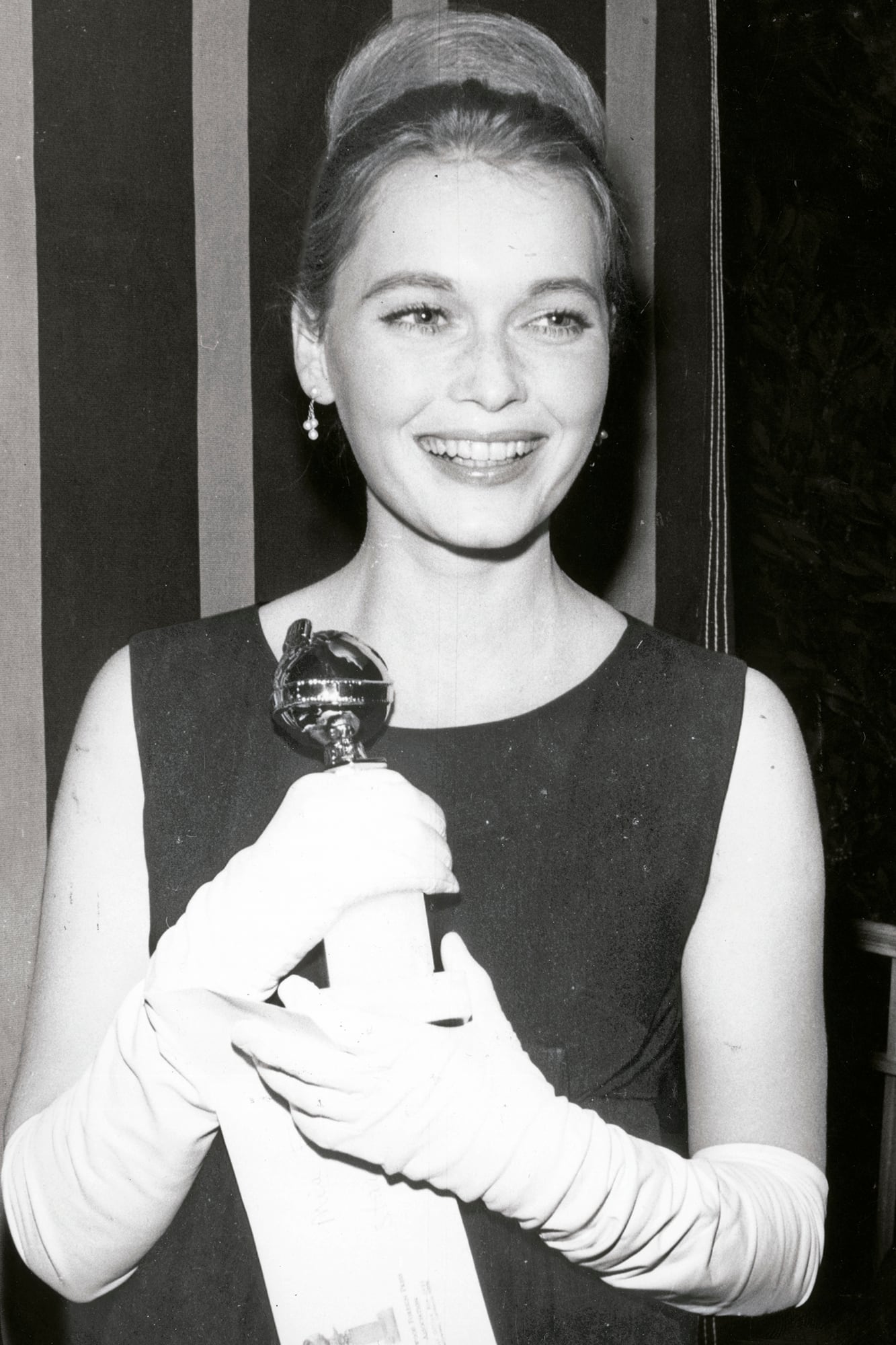 En 1965 ganó el Golden Globe como Nueva Estrella del Año por la película