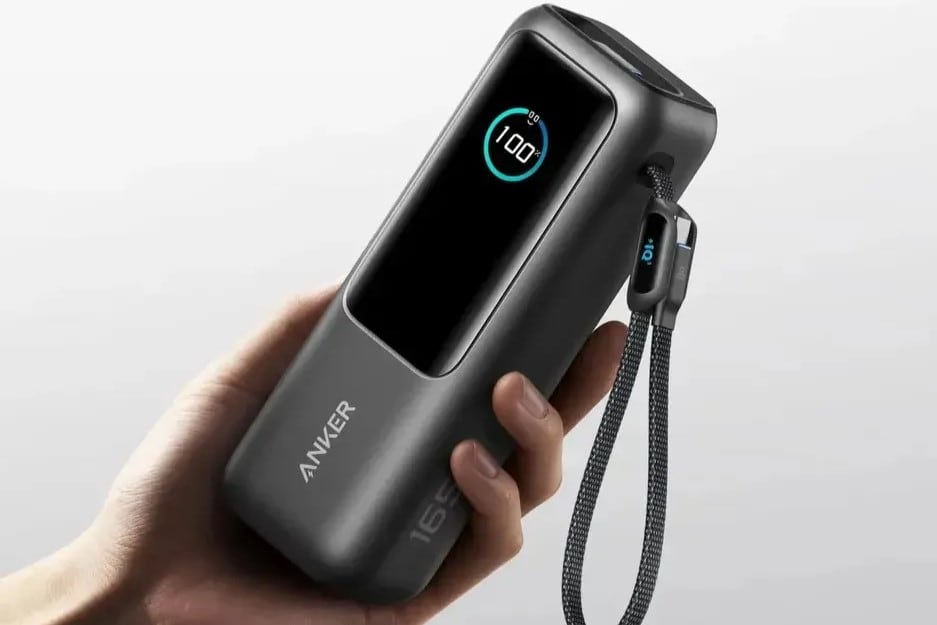Una batería portátil de Anker para cargar hasta cuatro dispositivos en simultáneo