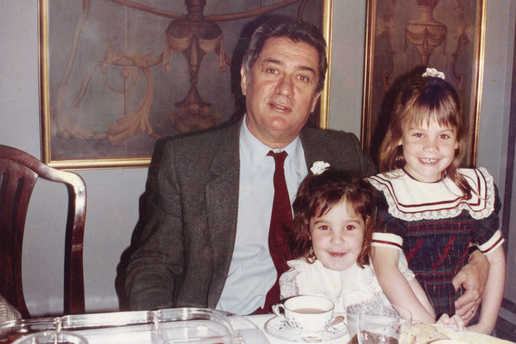 Con Patricia y Elena, las hijas que tuvo con Patricia Langan