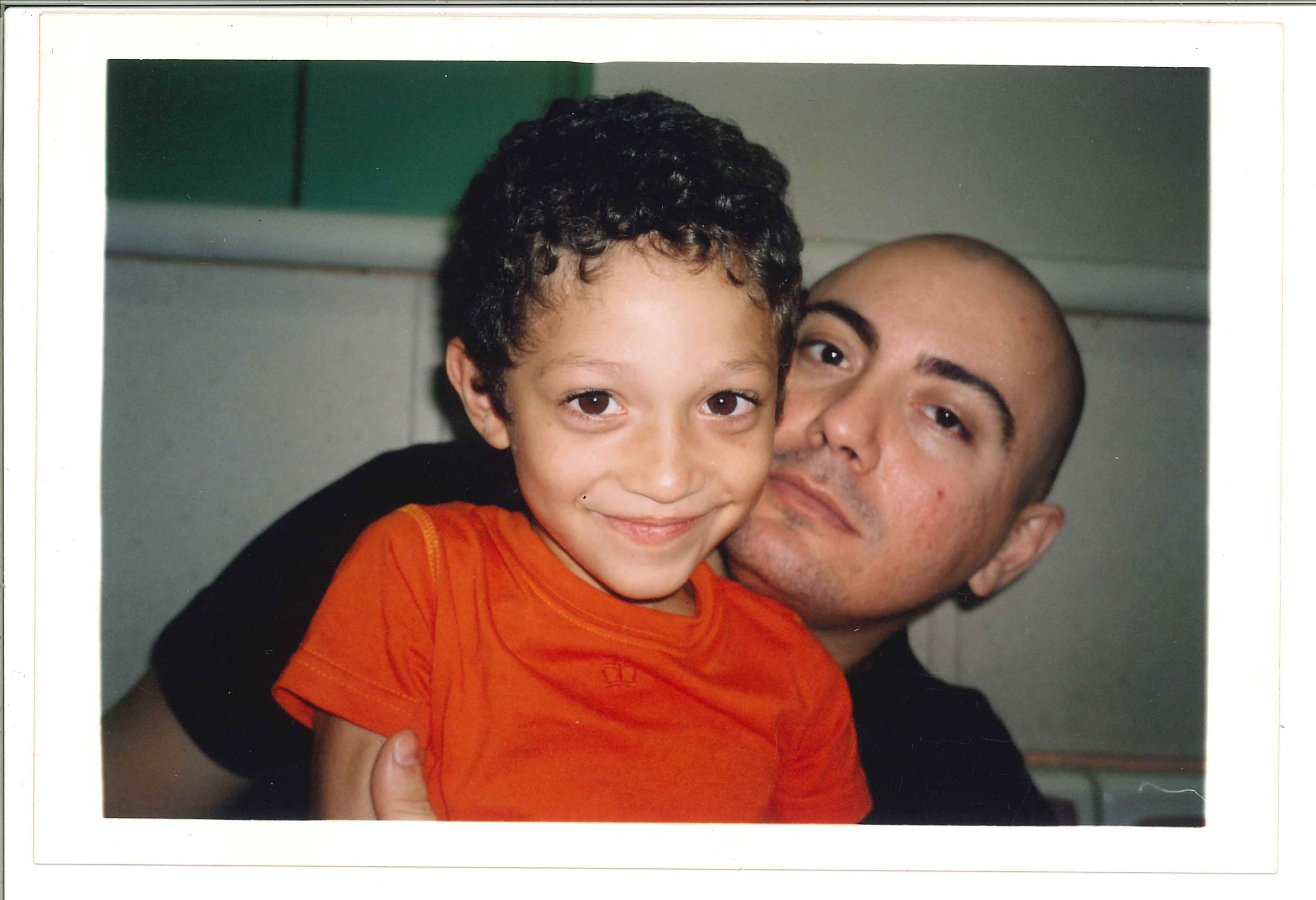 Pablo junto a su hijo Valentín.