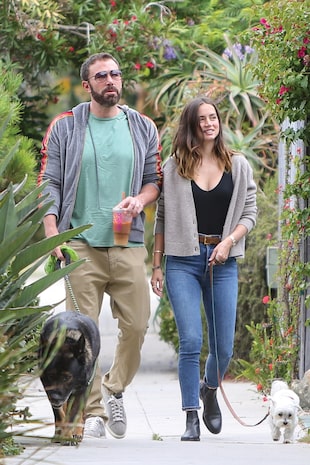 El romance con Ben Affleck duró un año, durante el que fueron asediados por los paparazzi.