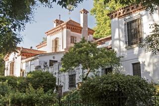 El paraíso está en las sierras y lo habitó Mujica Lainez