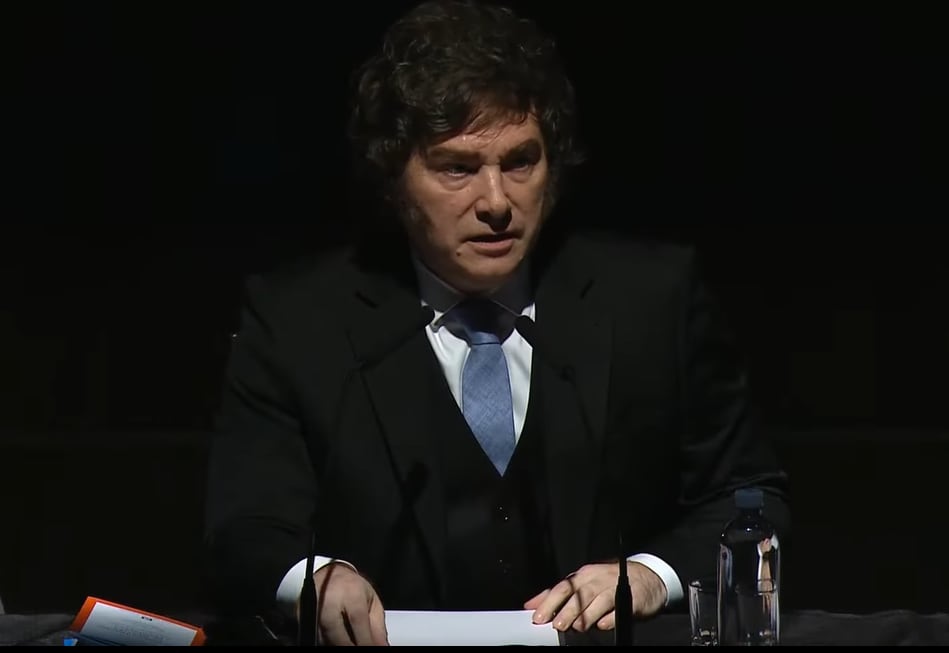 Milei reiteró que la inflación “va a caer” y le hizo una chanza al peronismo: “Compañeros no”