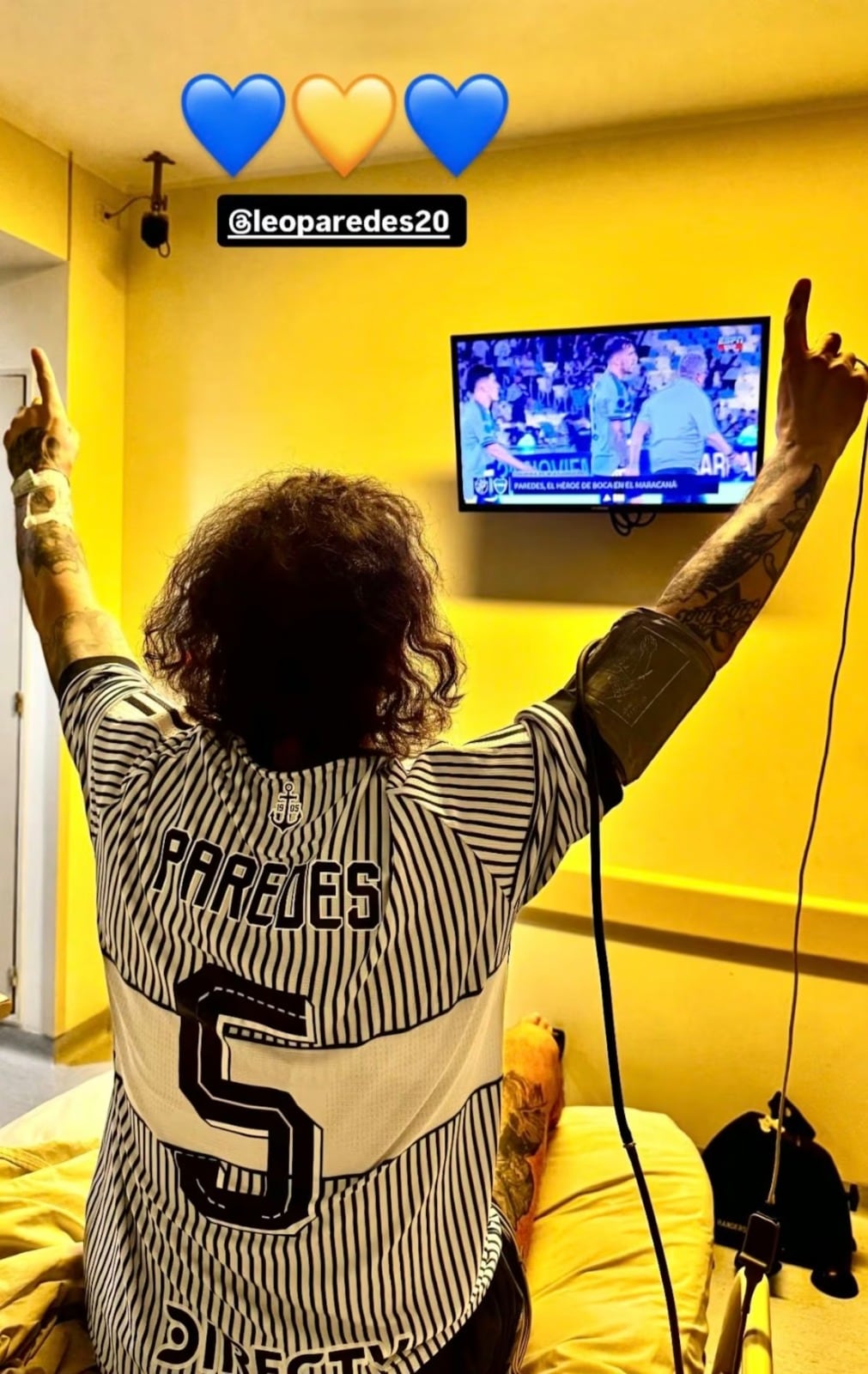 Daniel Osvaldo había festejado el triunfo de Boca Juniors desde el hospital