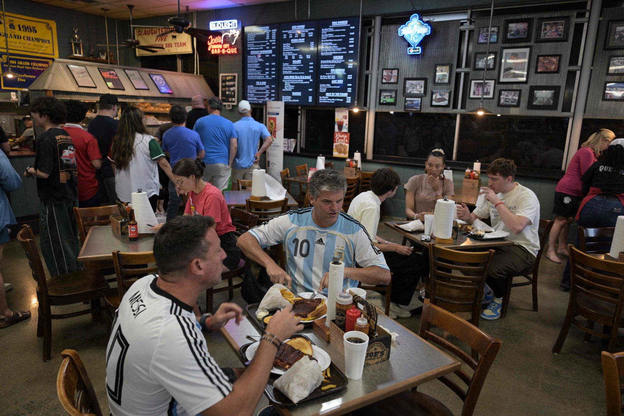 Hinchas argentinos podrán seguir el Mundial 2026 en bares de Kansas City