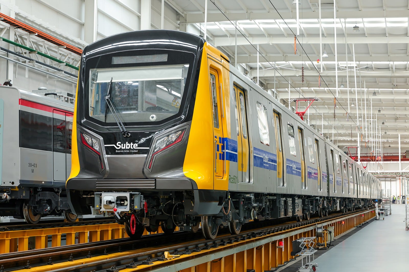 La primera formación está lista en China: estos son los nuevos coches para las líneas A y C de subte