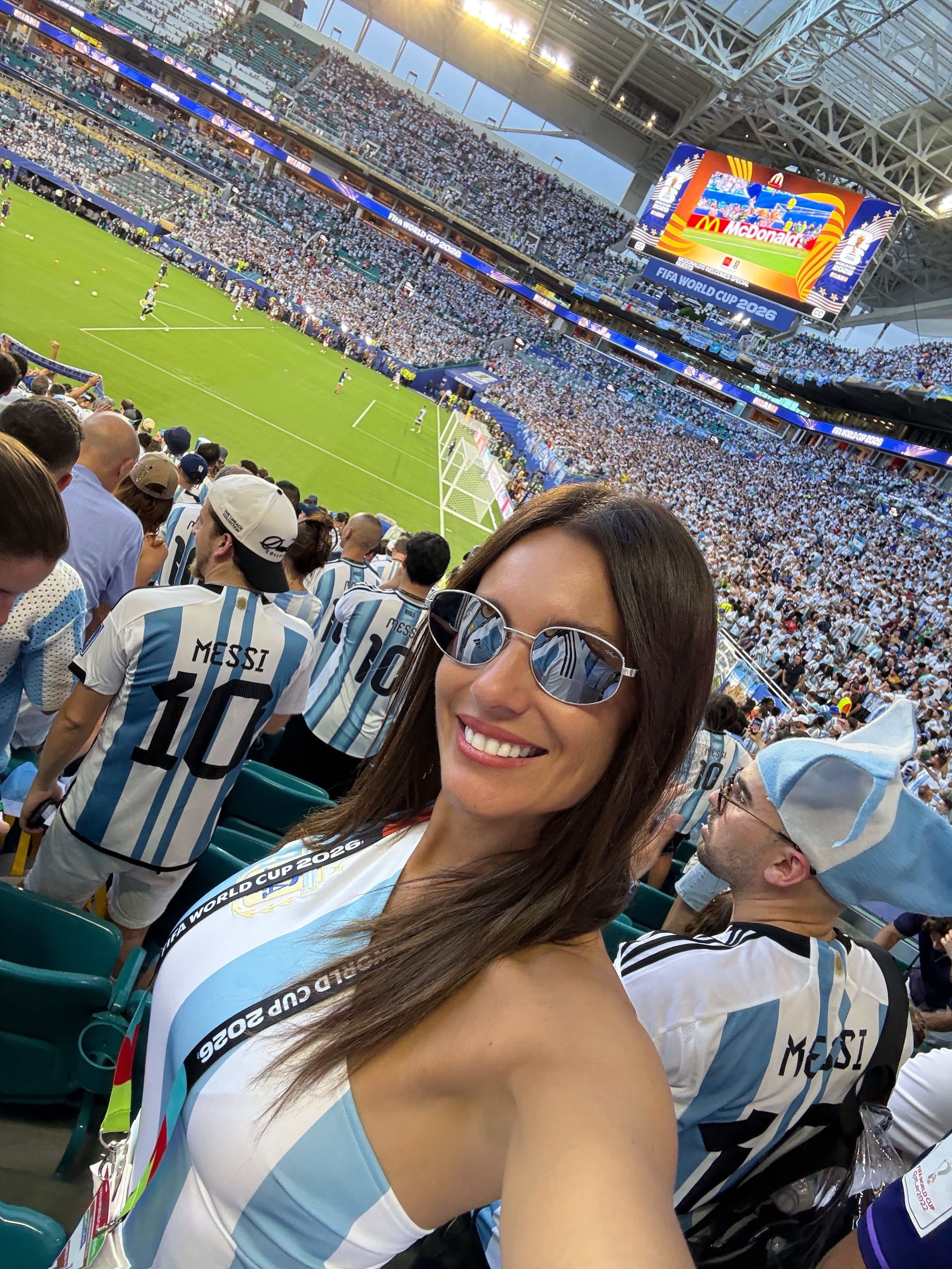 Pampita y Martín Pepa disfrutaron de la selección argentina en Miami: fotos, risas y un alocado festejo 5 Pampita compartió en sus redes las mejores postales del partido de los 16avos de final de la Copa del Mundo (Foto: Instagram @pampitaoficial)