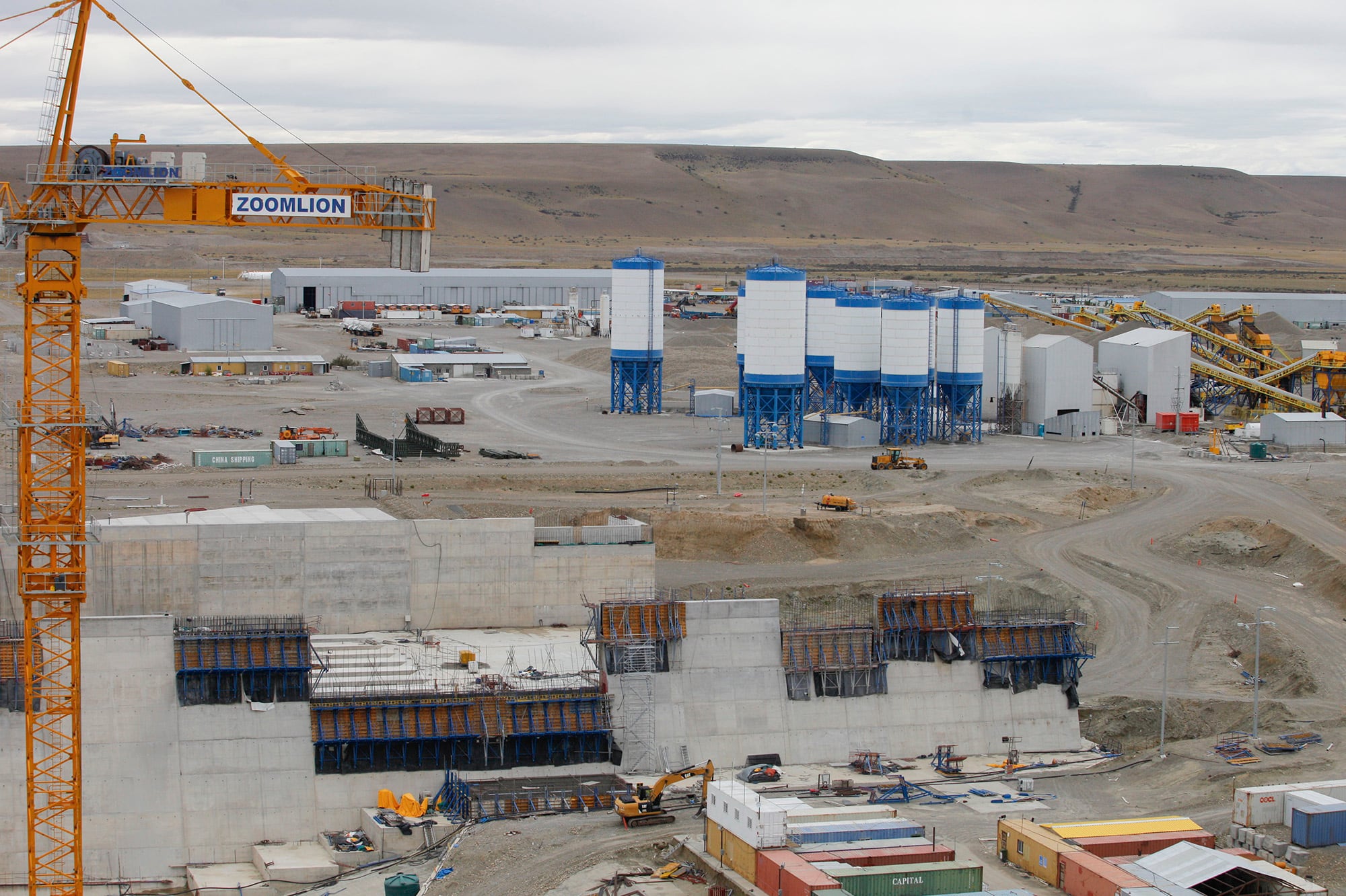 Represa hidroeléctrica La Barrancosa, Santa Cruz